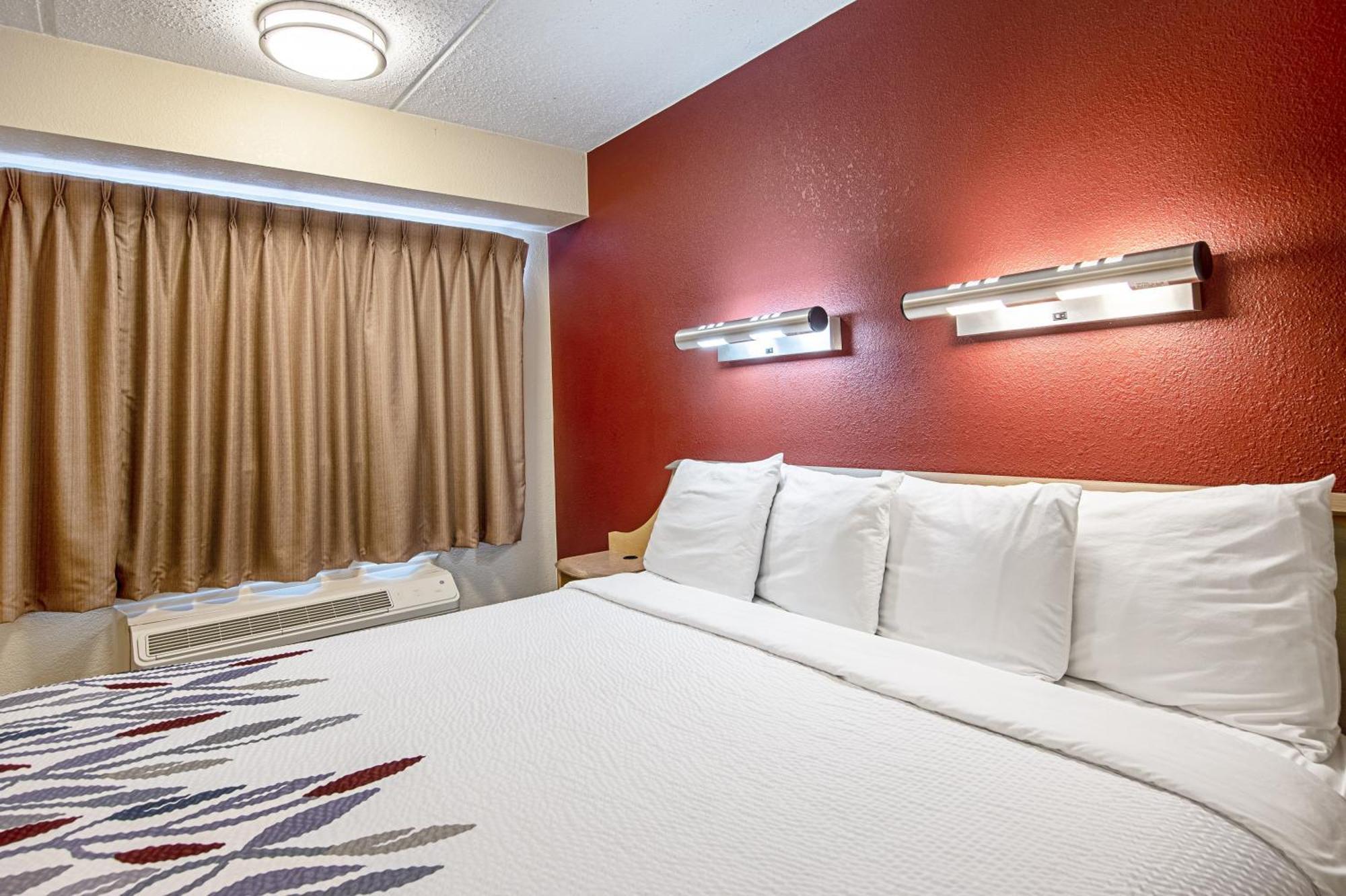 Deluxe King Room Smoke Free