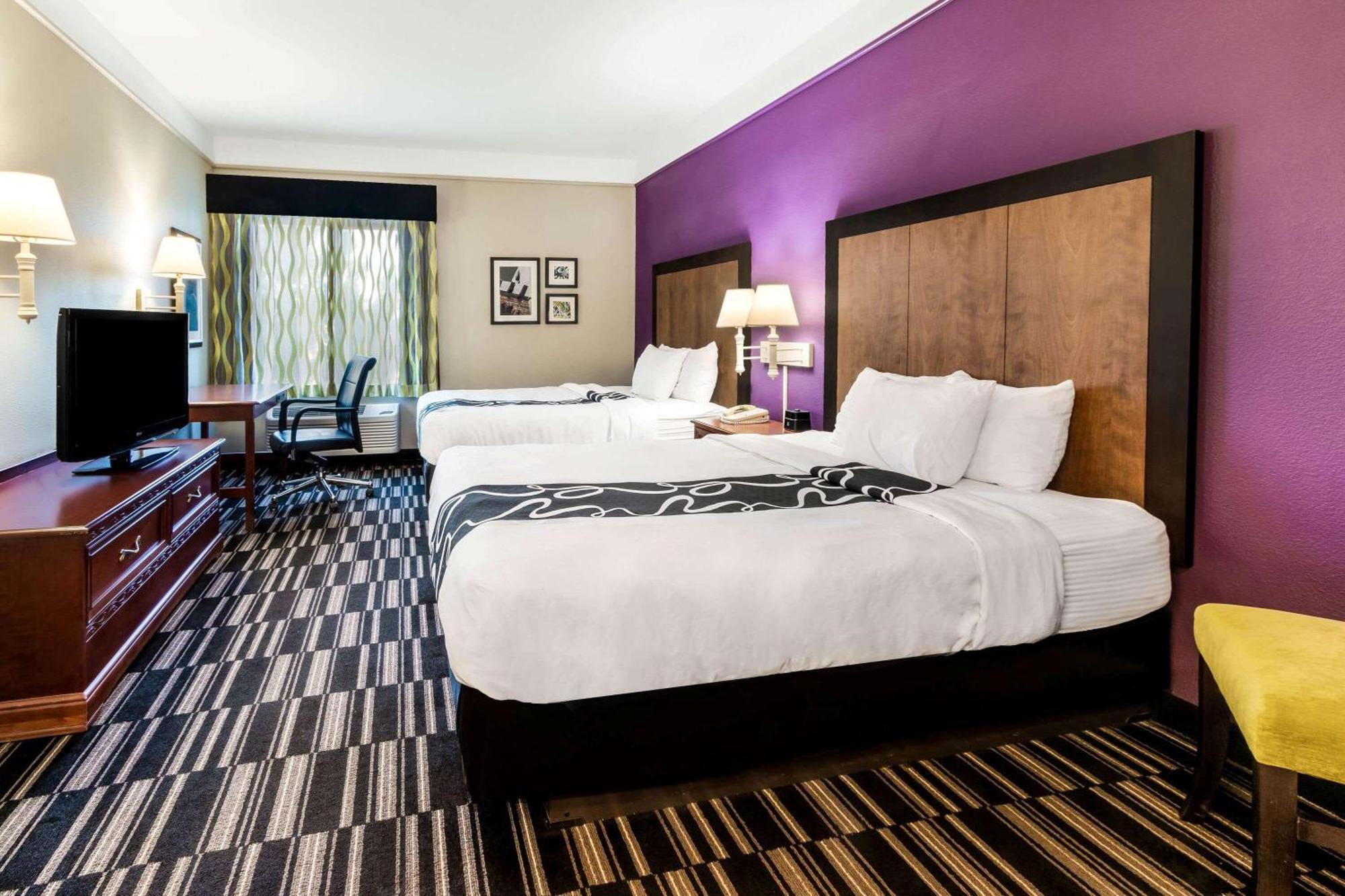 Deluxe Queen Room Two Queen Beds Non-Smoking