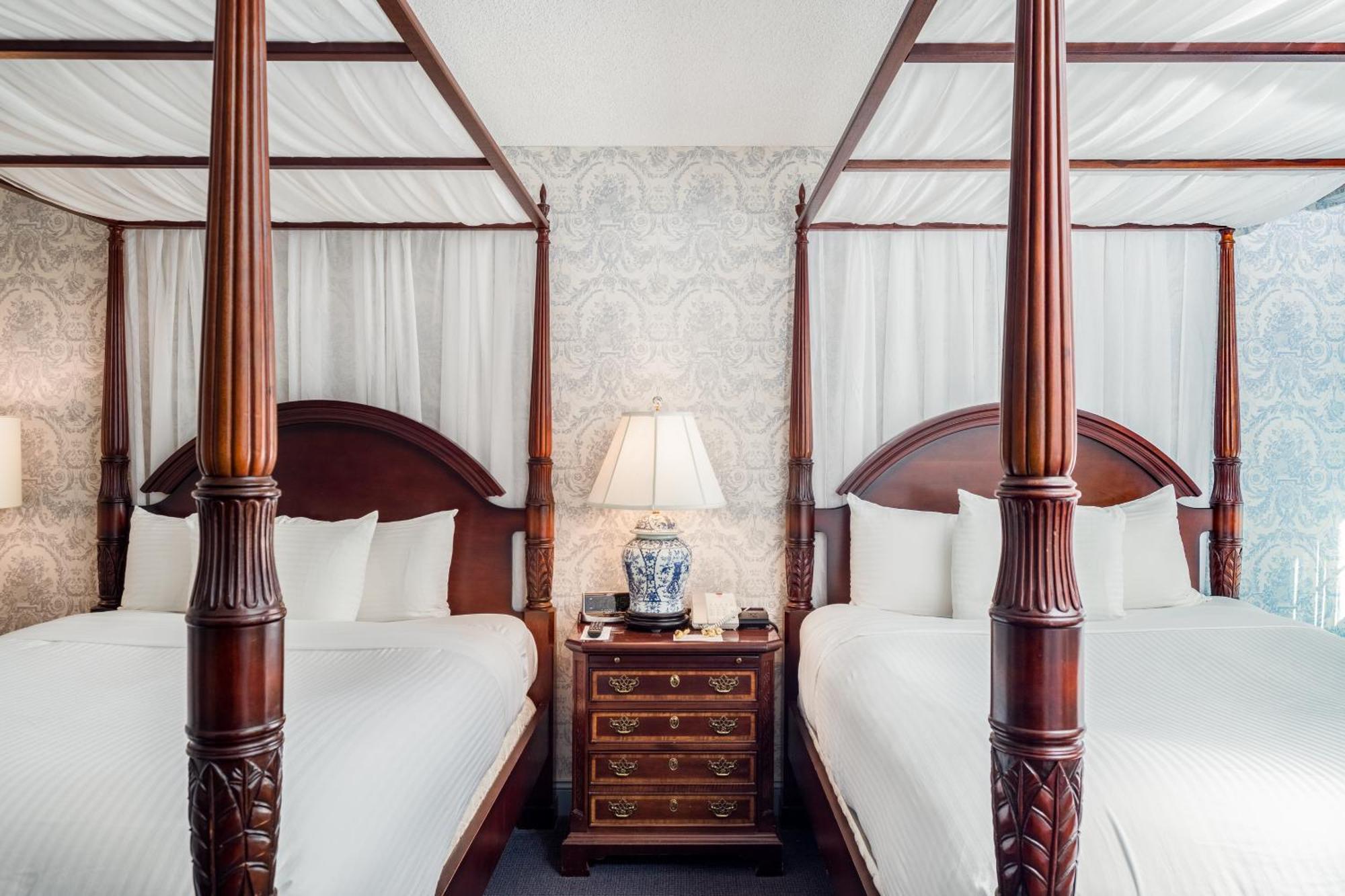 Deluxe Queen Room Two Queen Beds