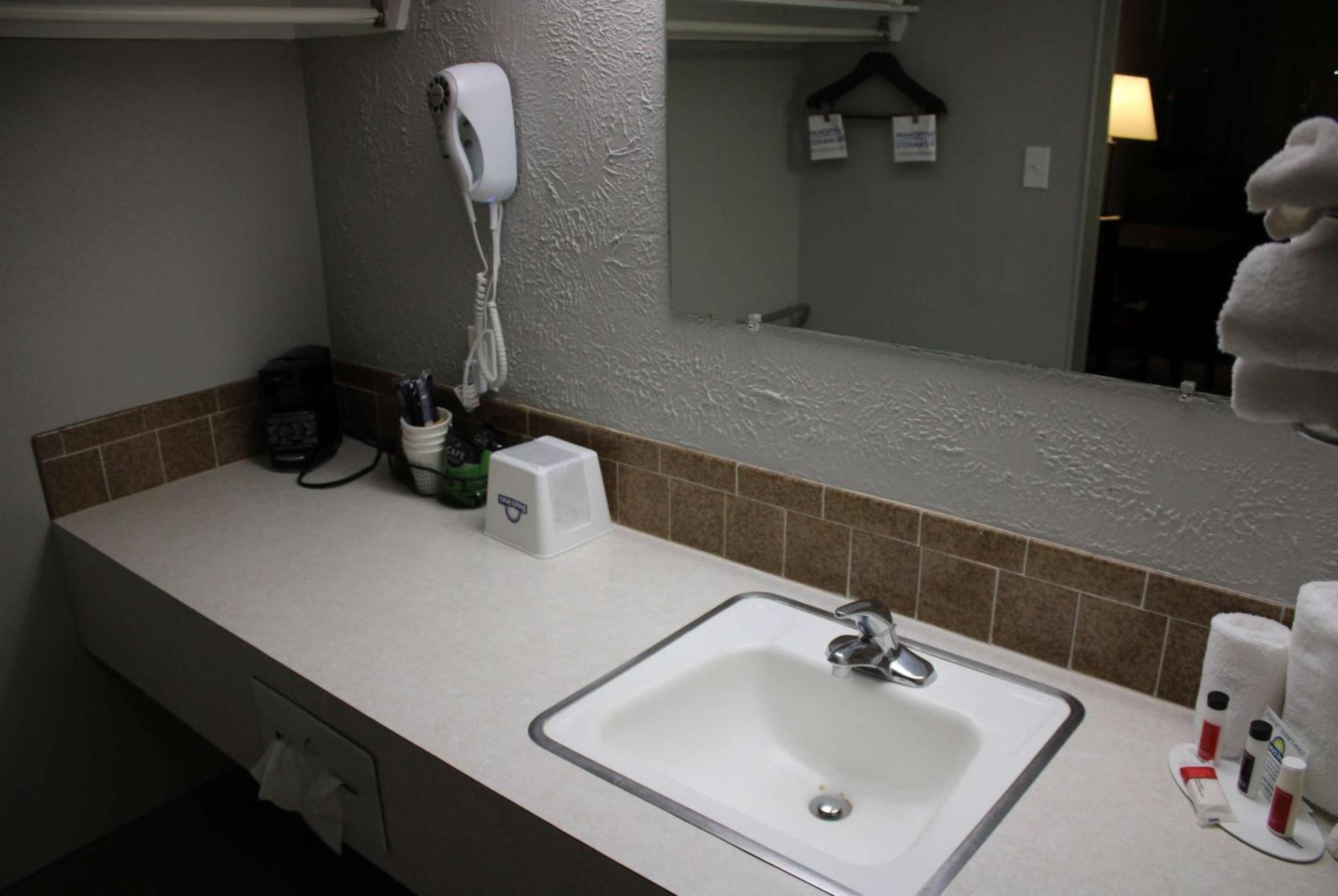 Deluxe Double Room with Two Double Beds - Non-Smoking