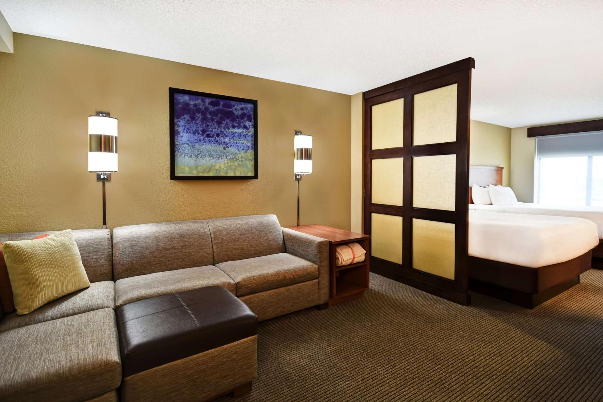 Queen Room Two Queen Beds Sofa Bed High Floor