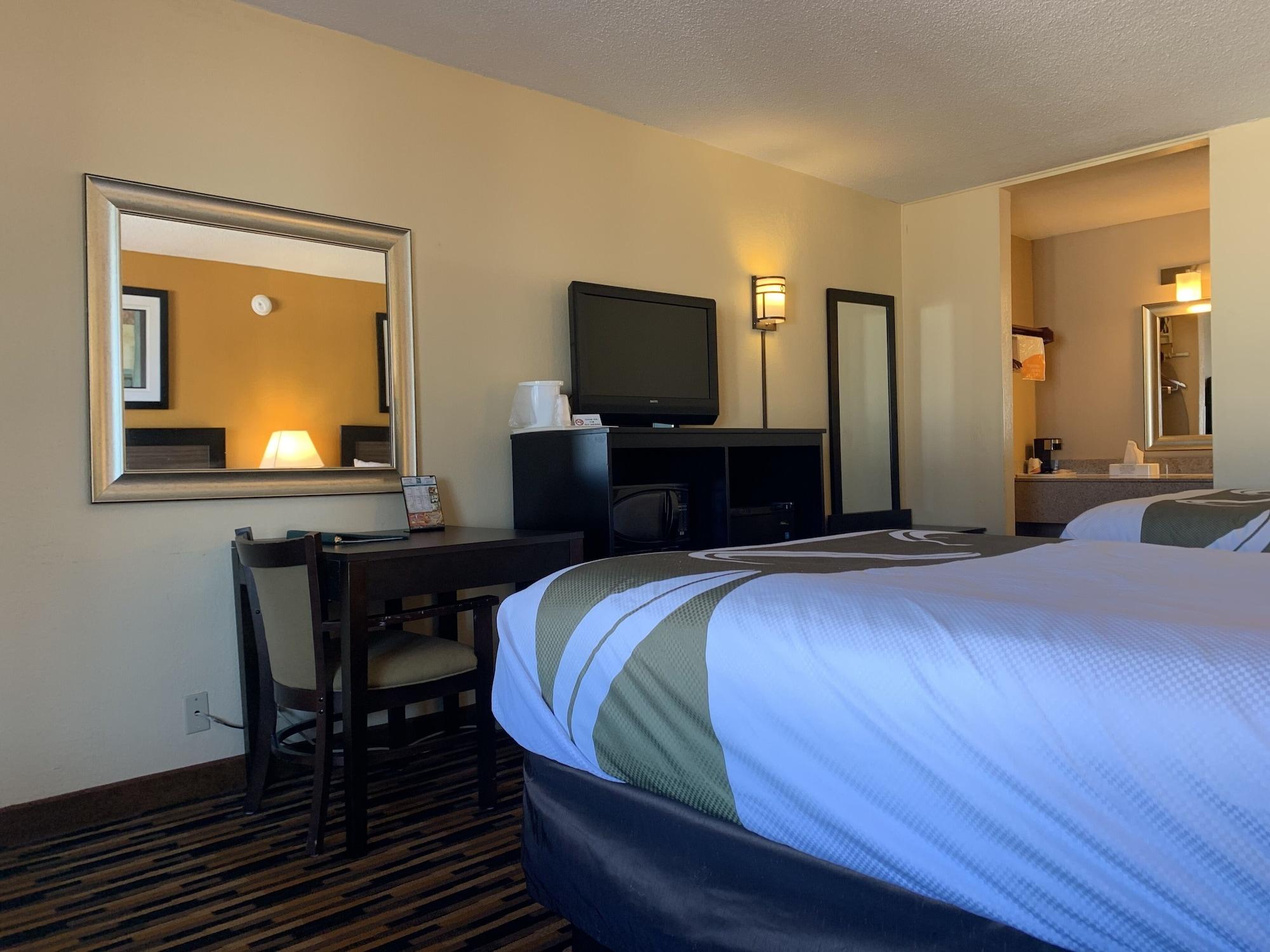 Double Room Two Double Beds Non-Smoking