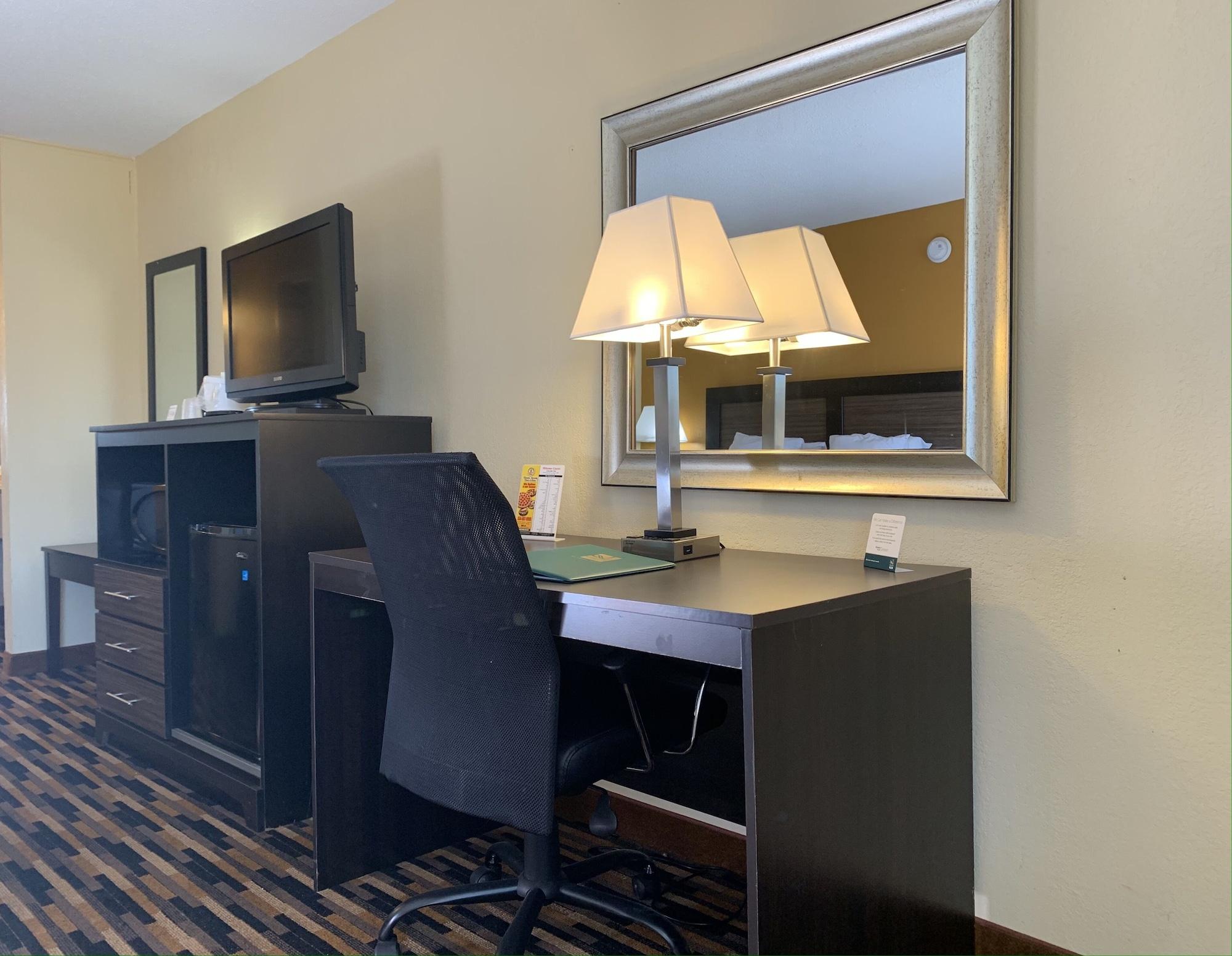 Double Room Two Double Beds Non-Smoking
