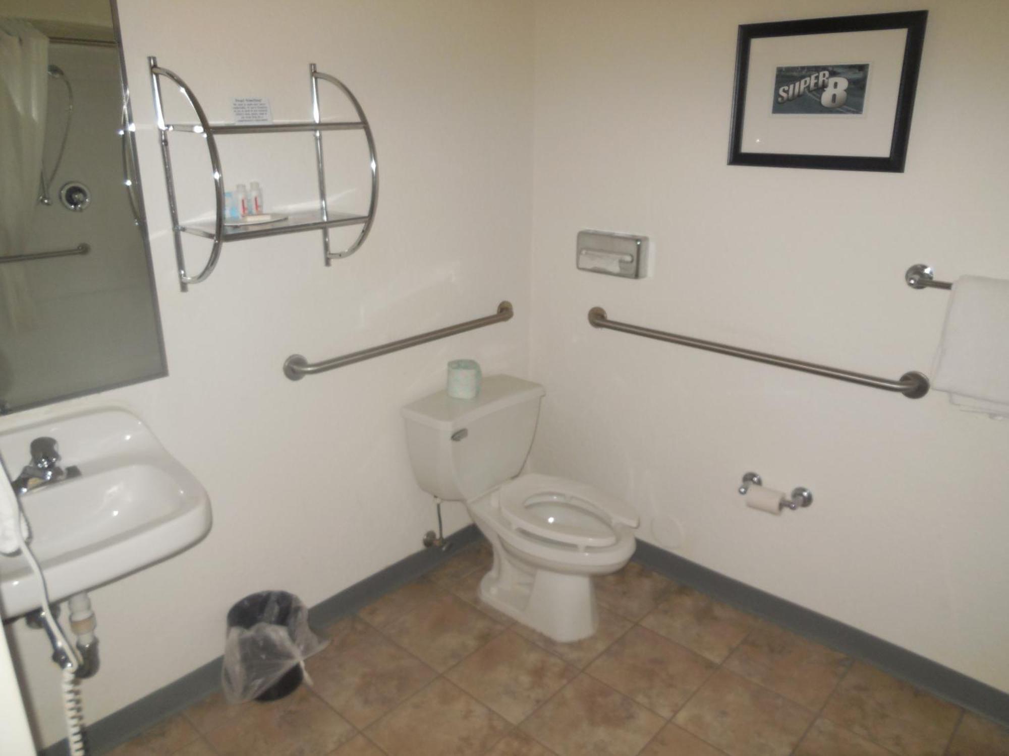 King Room Mobility Access or Non-Smoking