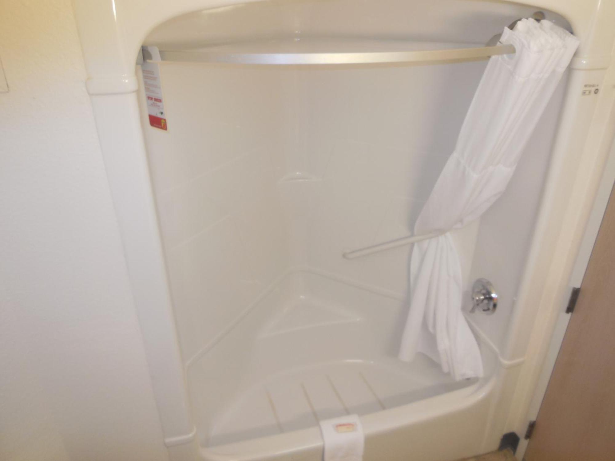 Double Room Two Double Beds Non-Smoking