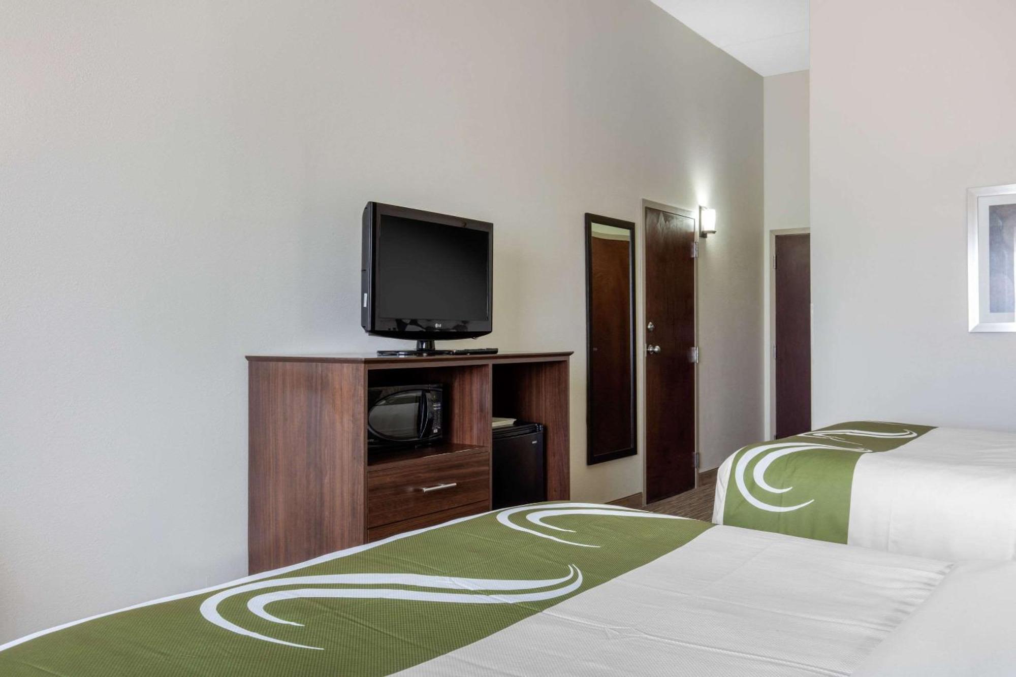 Queen Room Two Queen Beds Disability Access