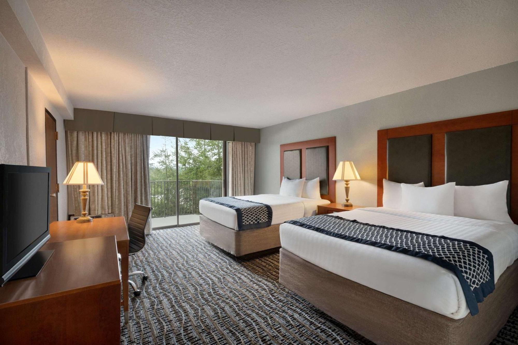 Queen Room with Two Queen Beds - Non-Smoking