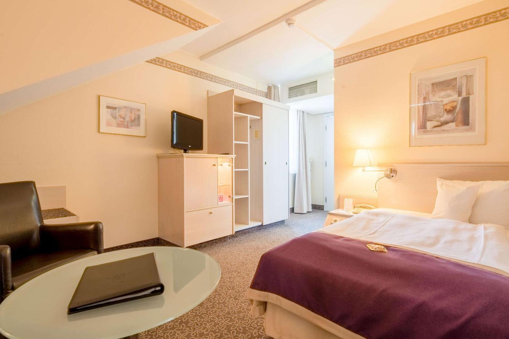 Single Room Single Bed