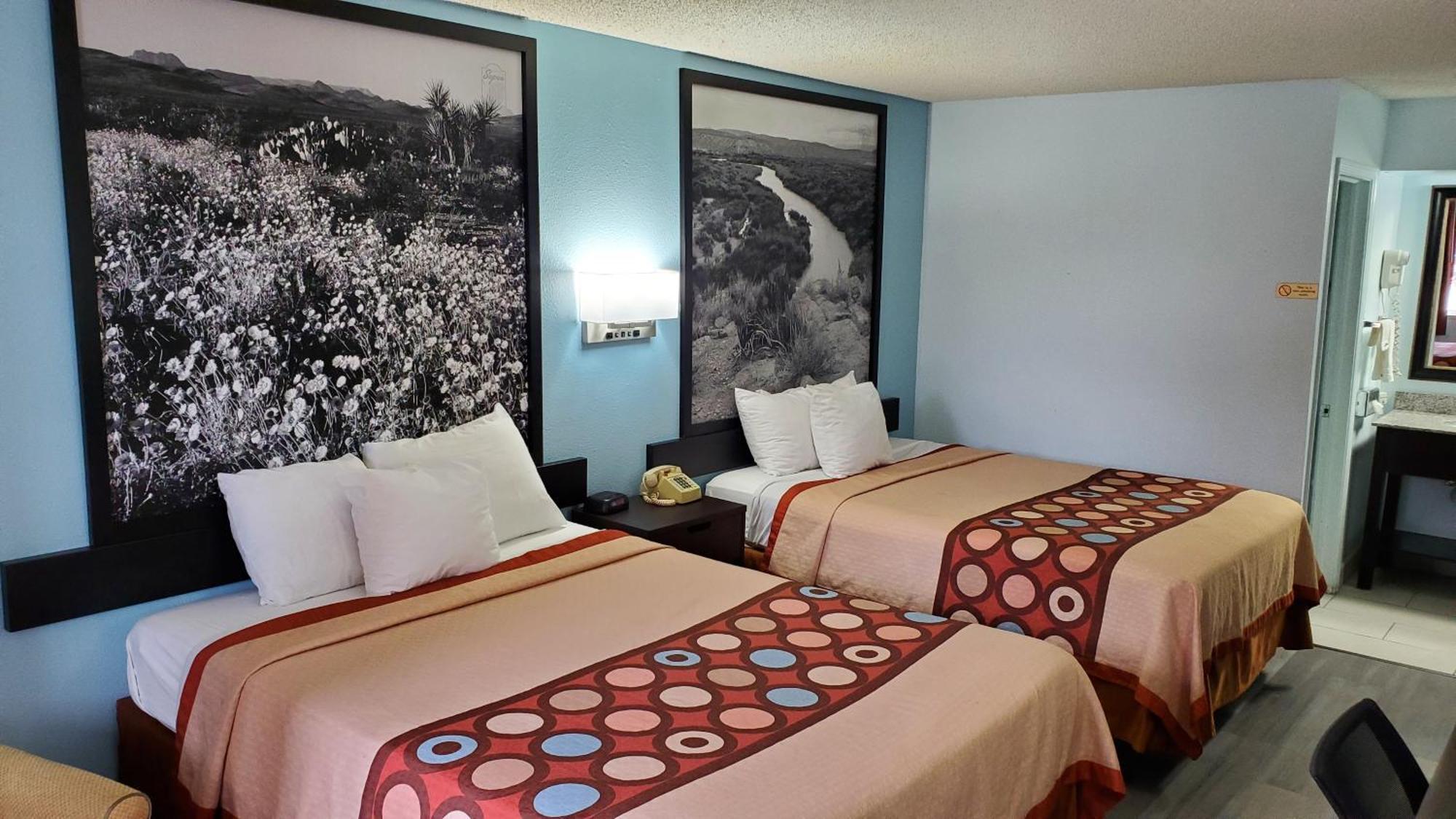 Double Room Two Double Beds Non-Smoking