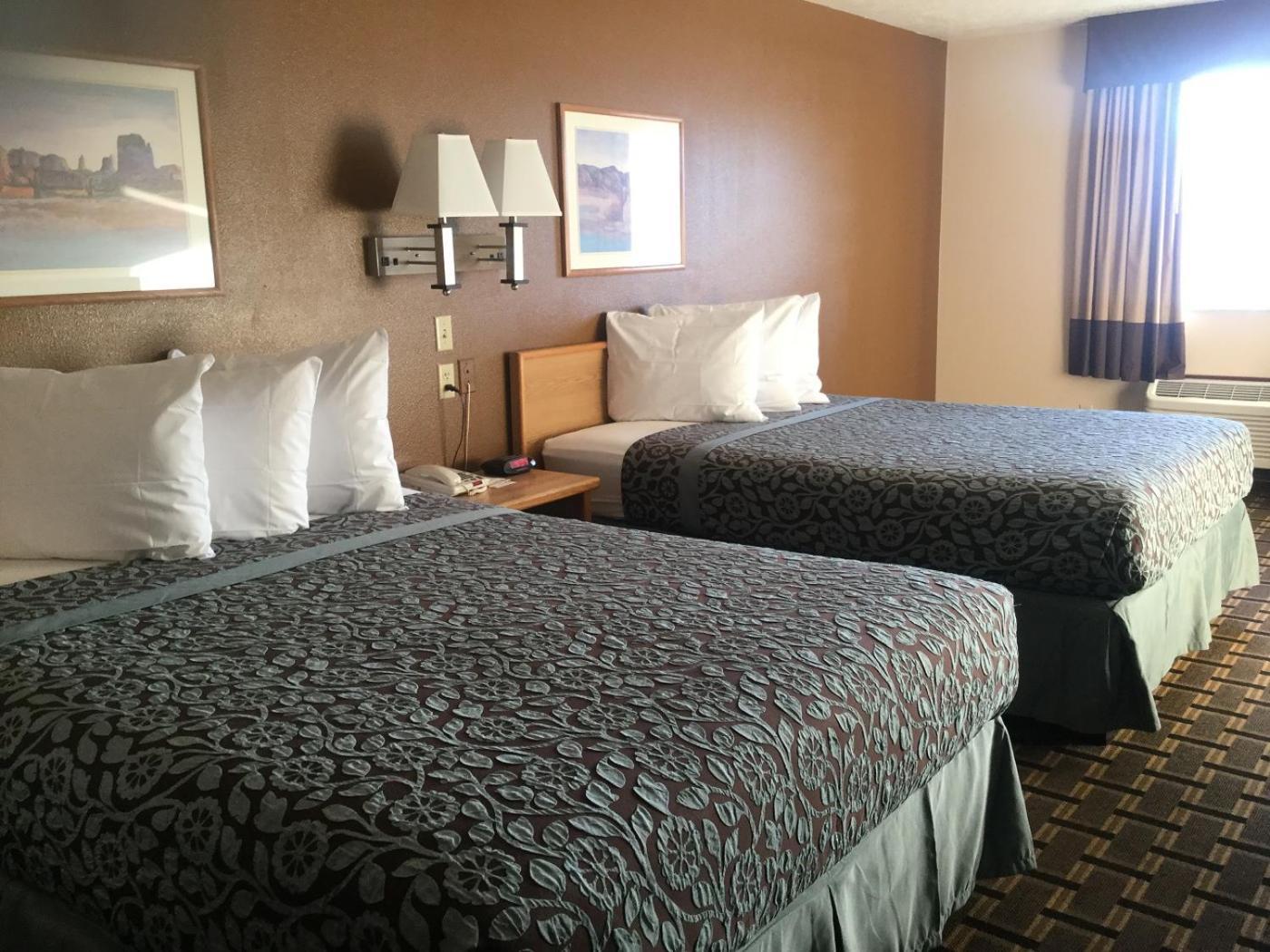 Queen Room Two Queen Beds Non-Smoking