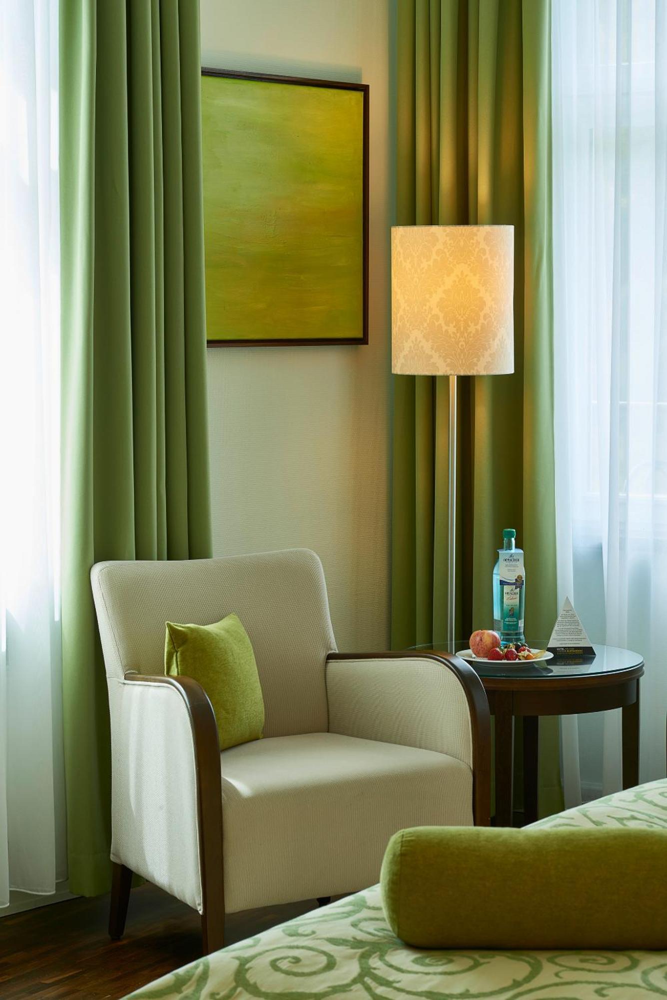 Deluxe Double Room River Side