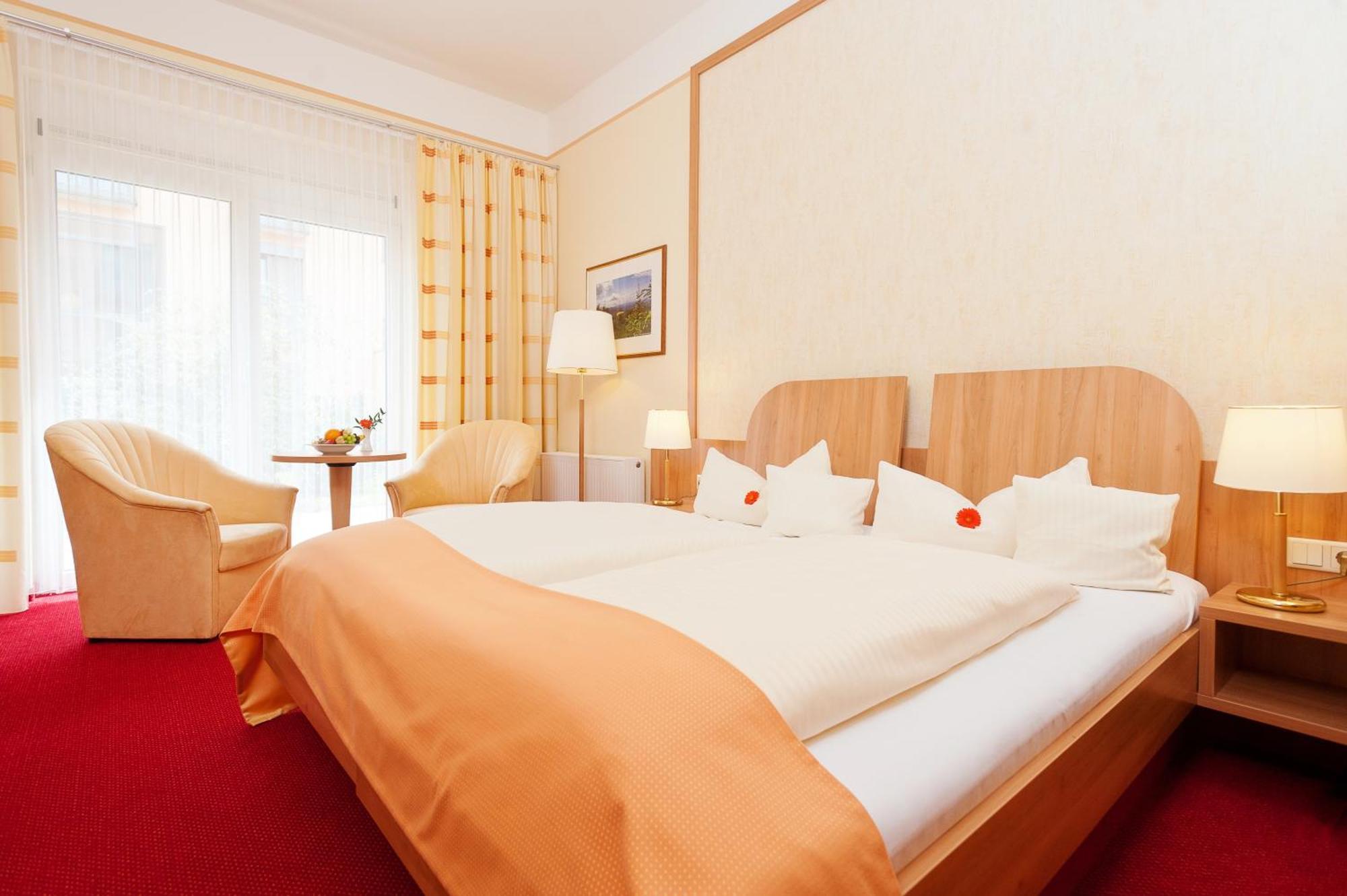 Classic Double Room,1589132547:JPEG