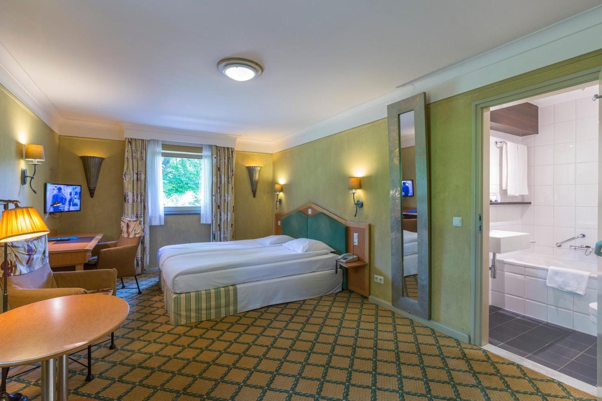 Standard Double Room,828702257:JPEG