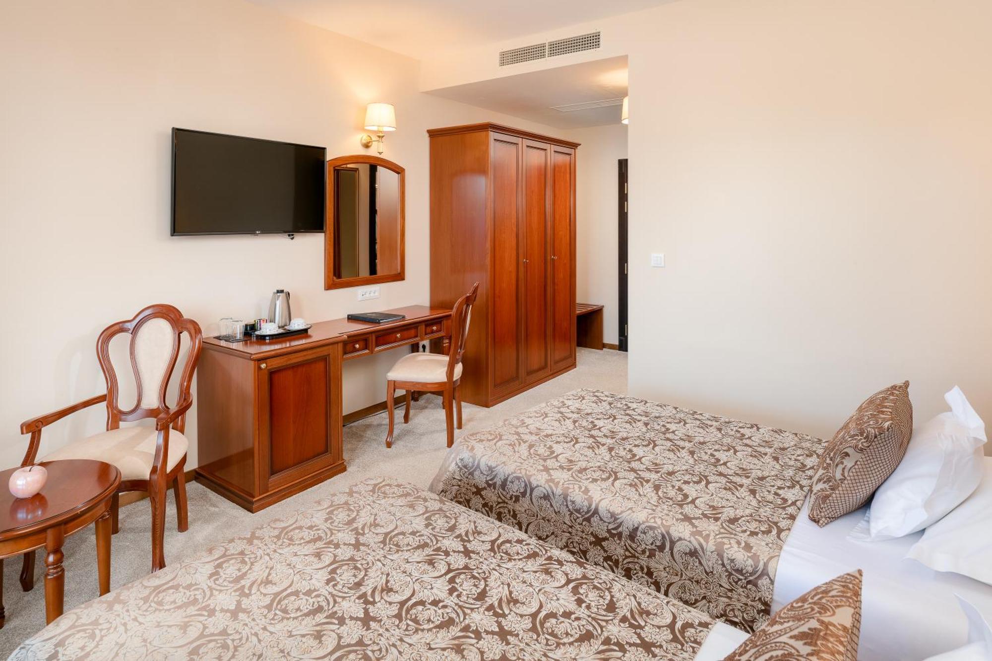Chambre Double Supérieure - Parking Gratuit