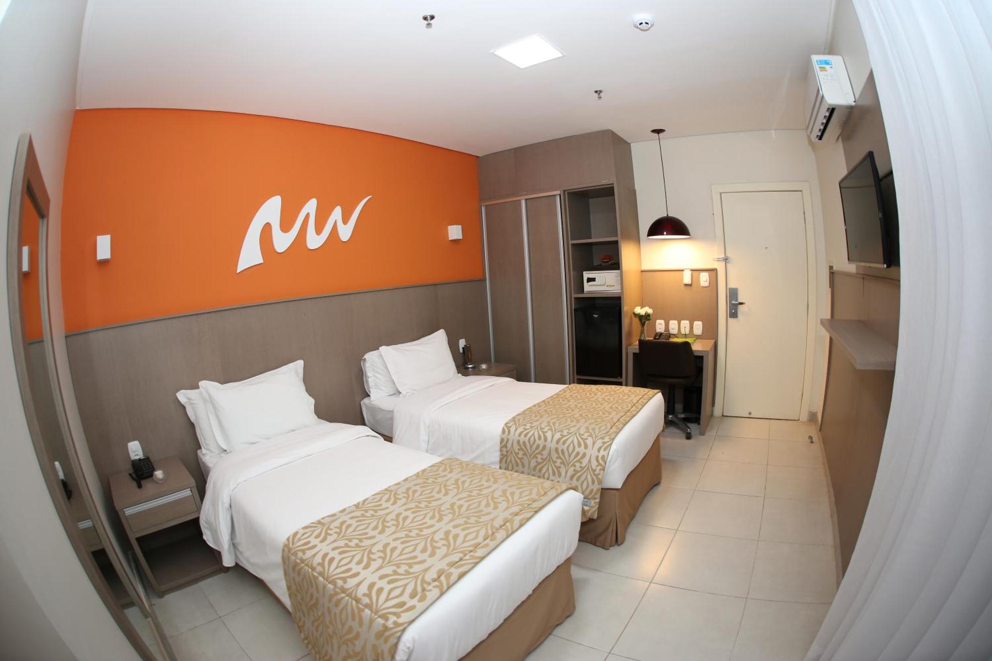 Deluxe Single Twin Room