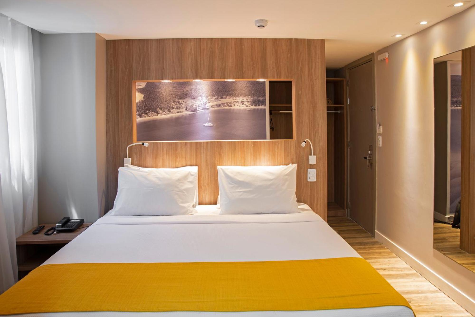 Quarto Duplo Standard