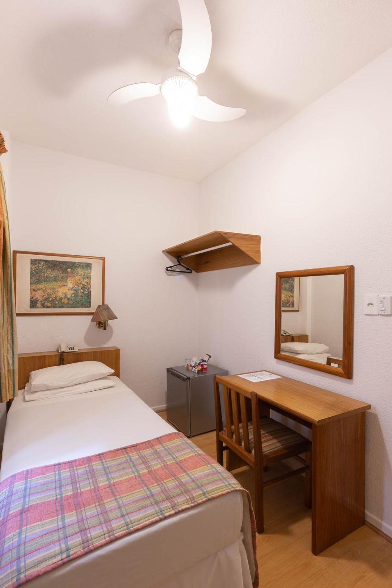 Quarto Individual Standard