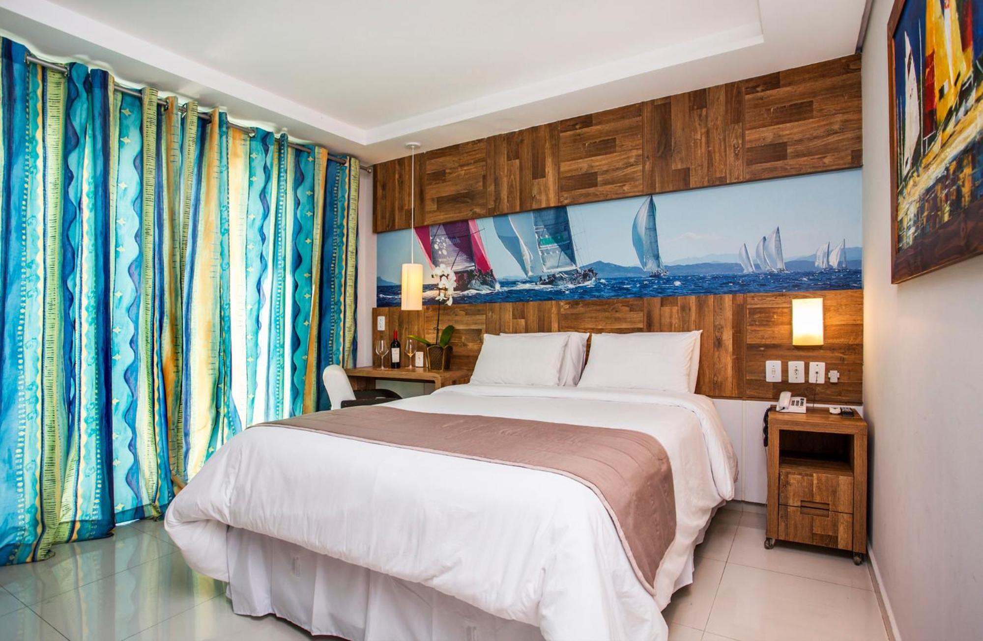 Deluxe Queen Room