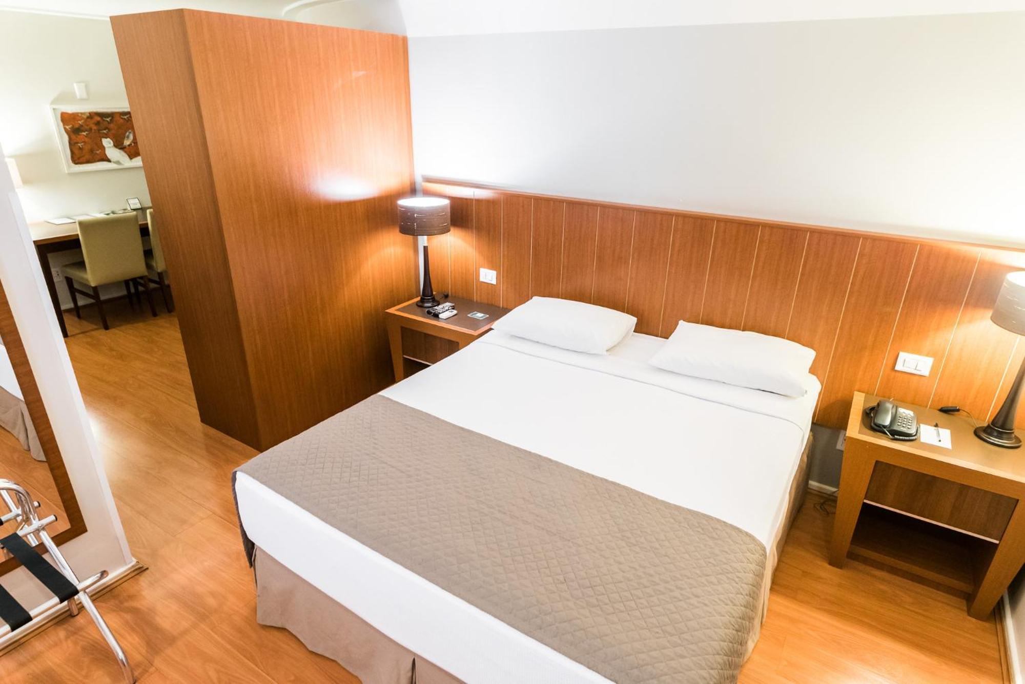 Executive Queen Room