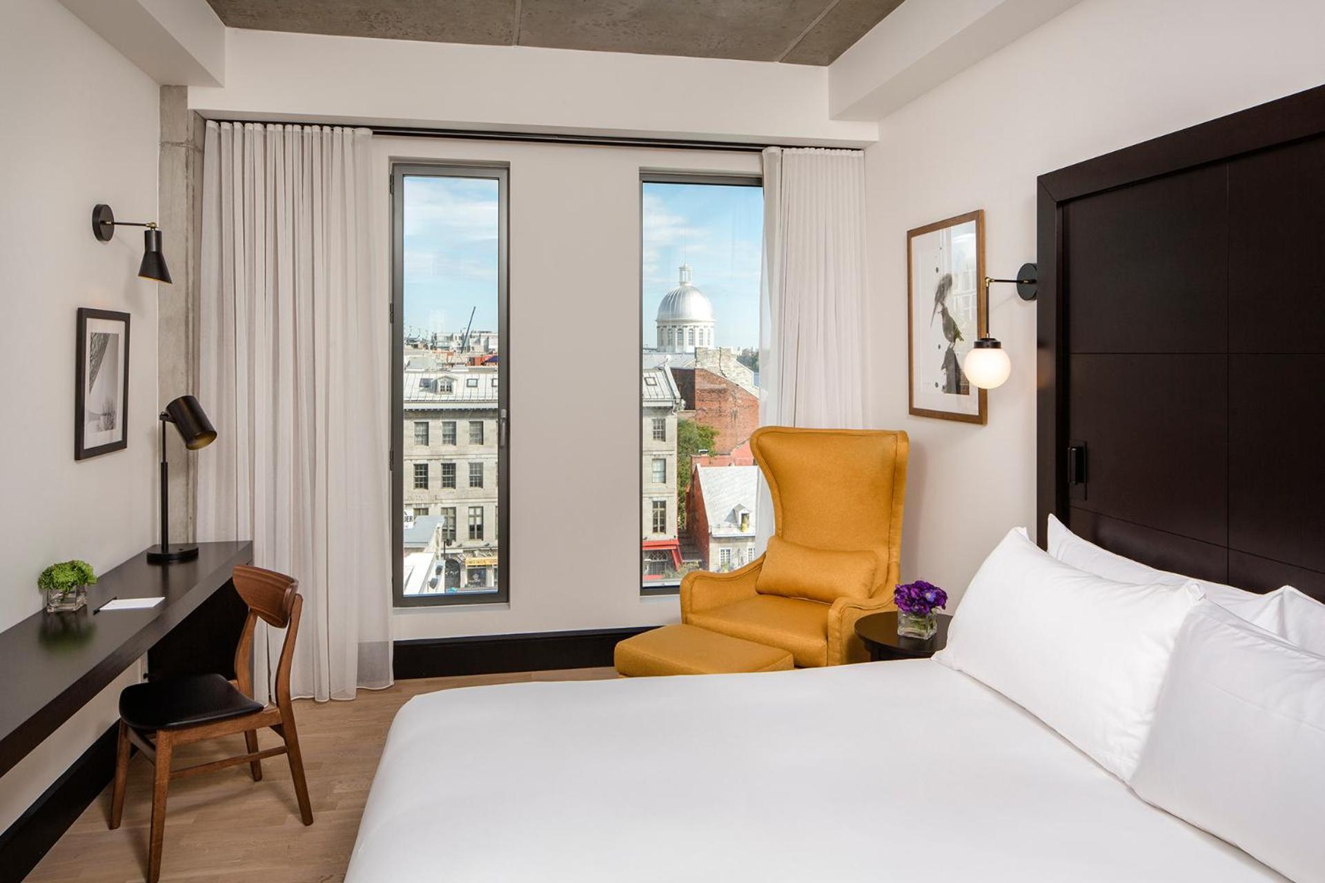Deluxe King Room View