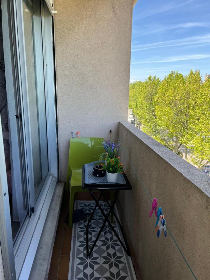 Studio Balcony