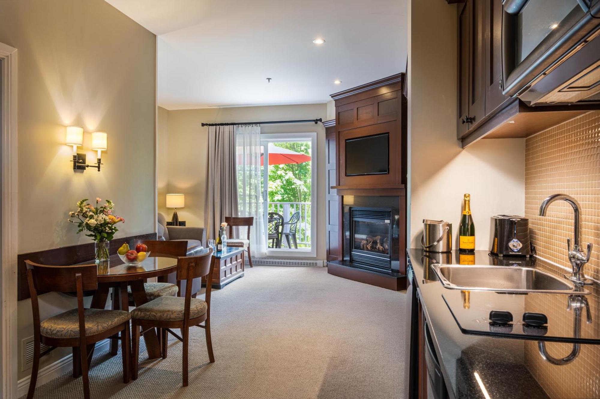 One-Bedroom Suite