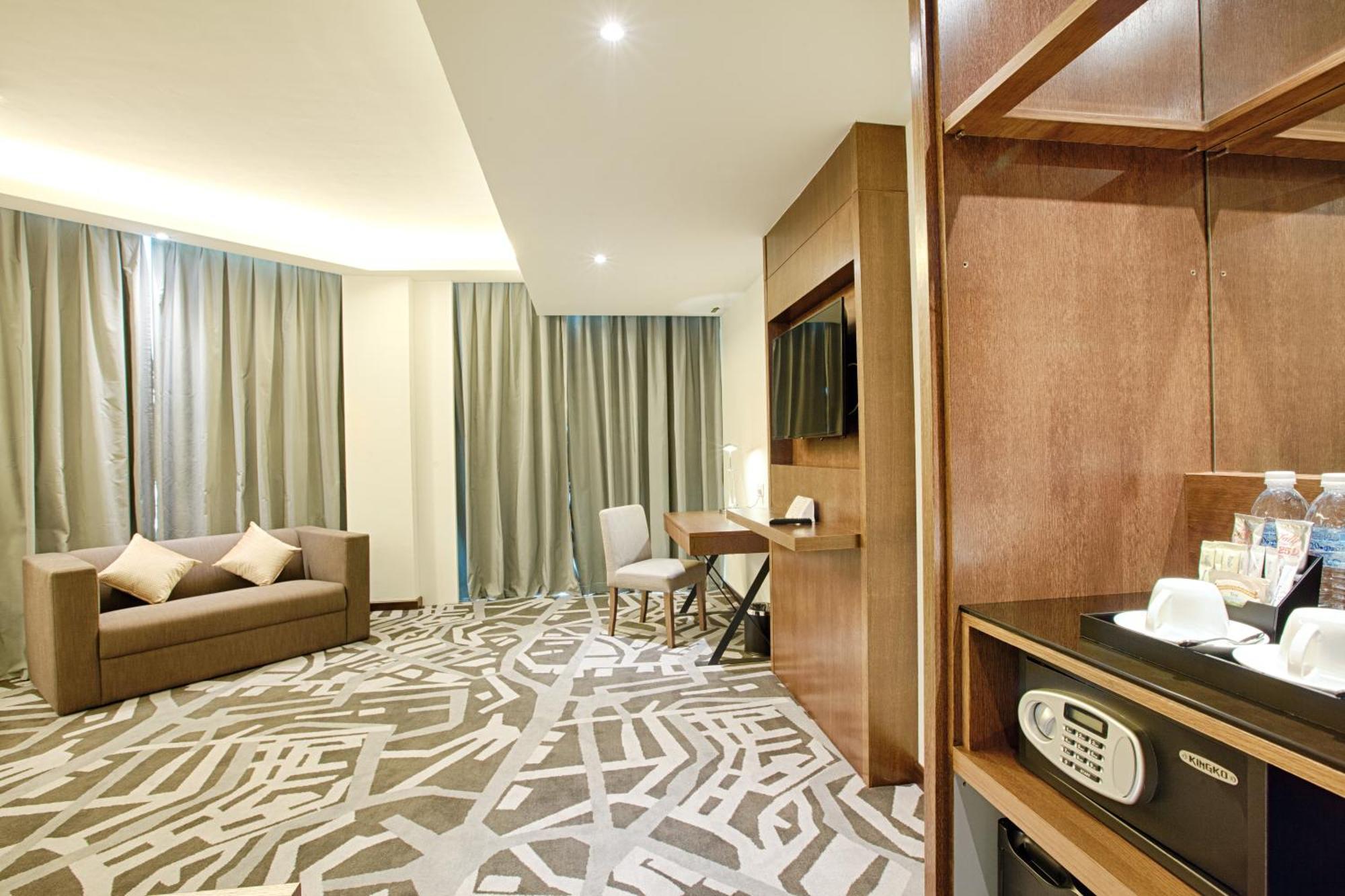 Executive Suite