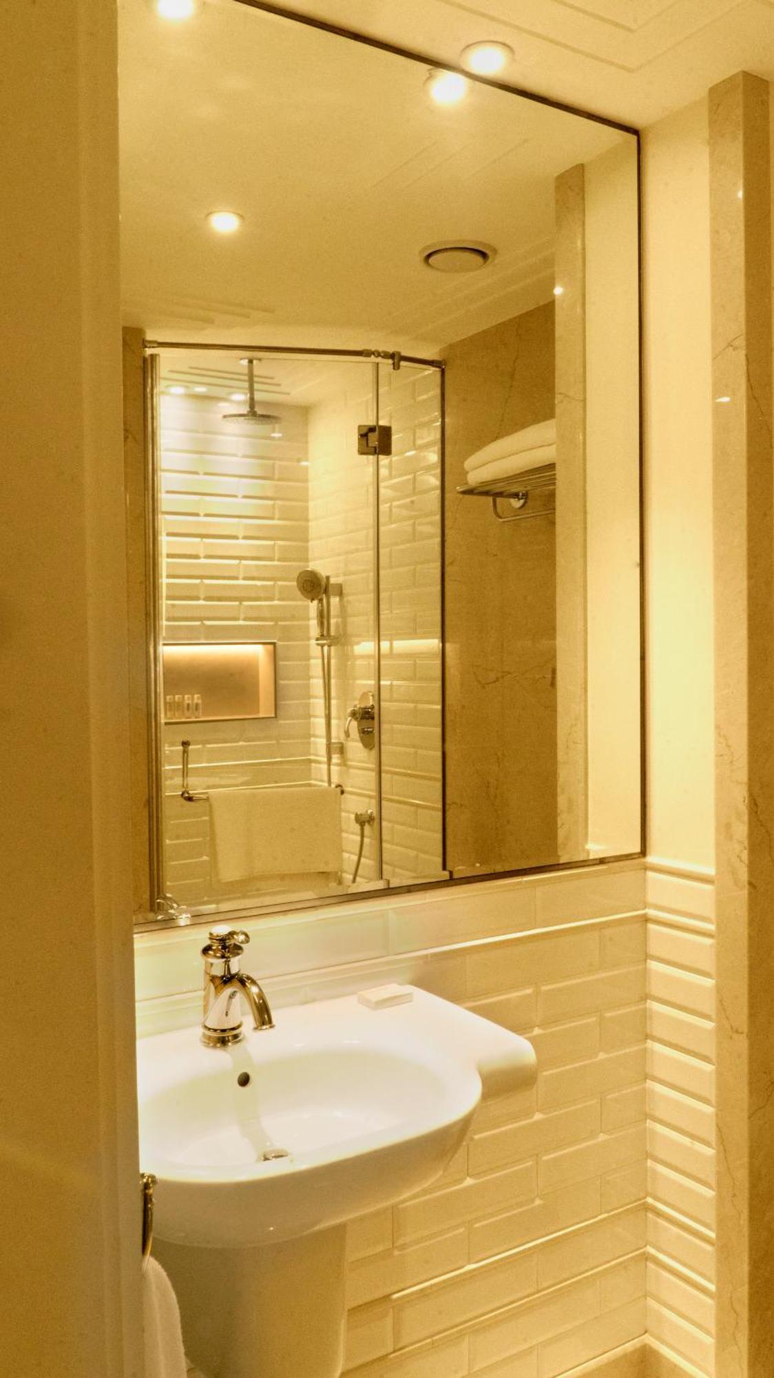Deluxe Tranquil Sleep Room