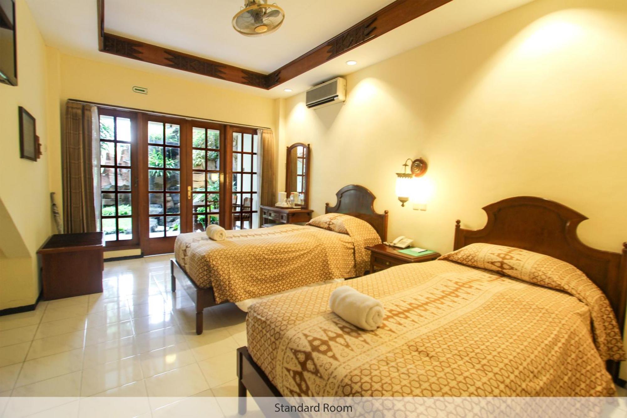 Superior Double or Twin Room Garden View