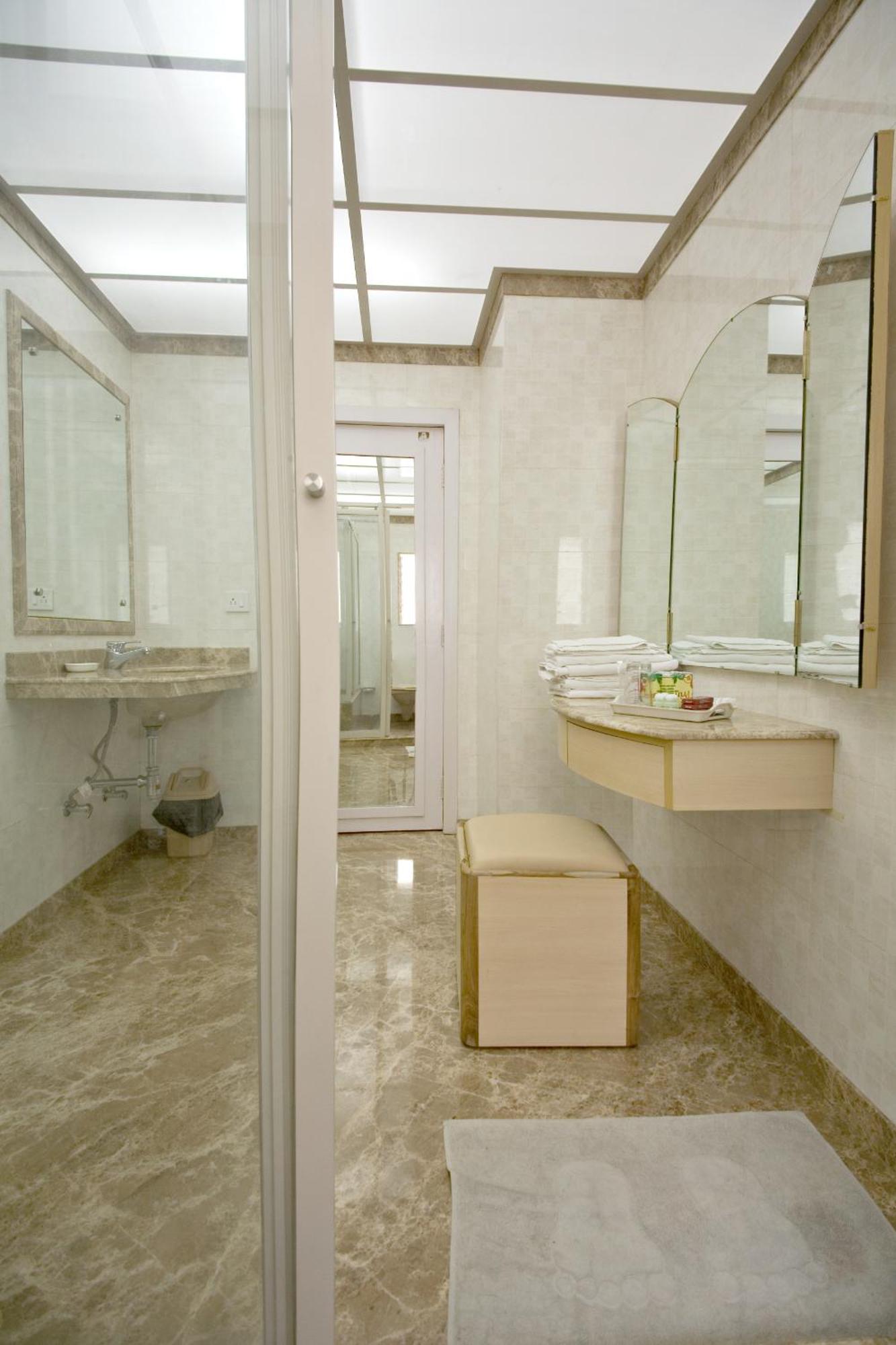 Standard Room Twin Bed