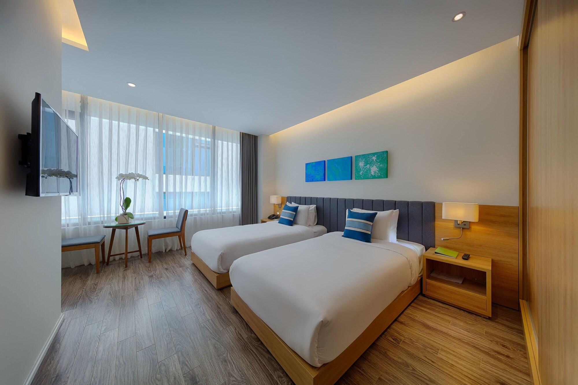 Deluxe Double Room Window