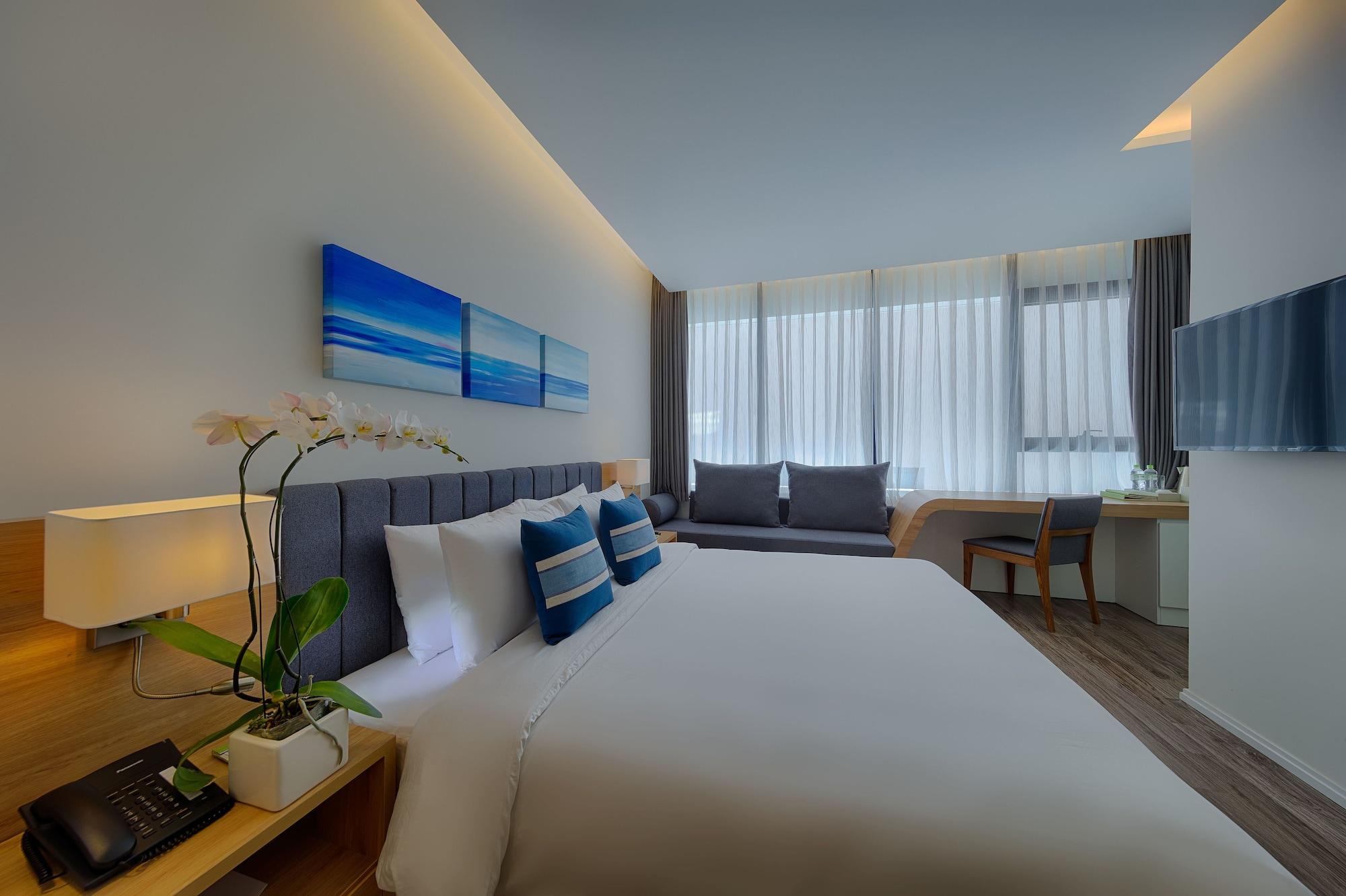 Deluxe Double Room Window