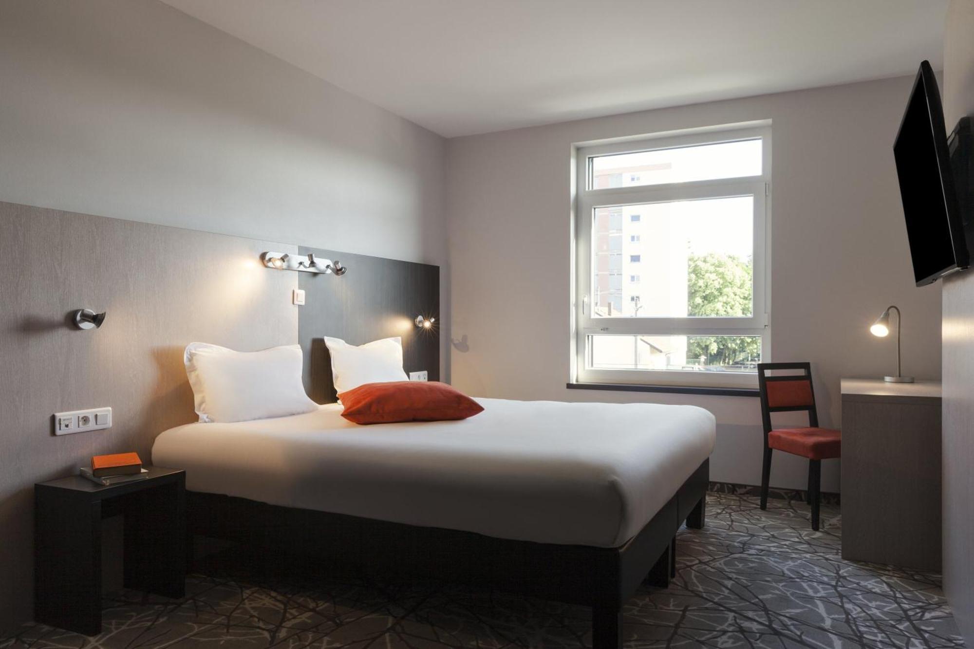 Executive Room,1223998867:JPEG