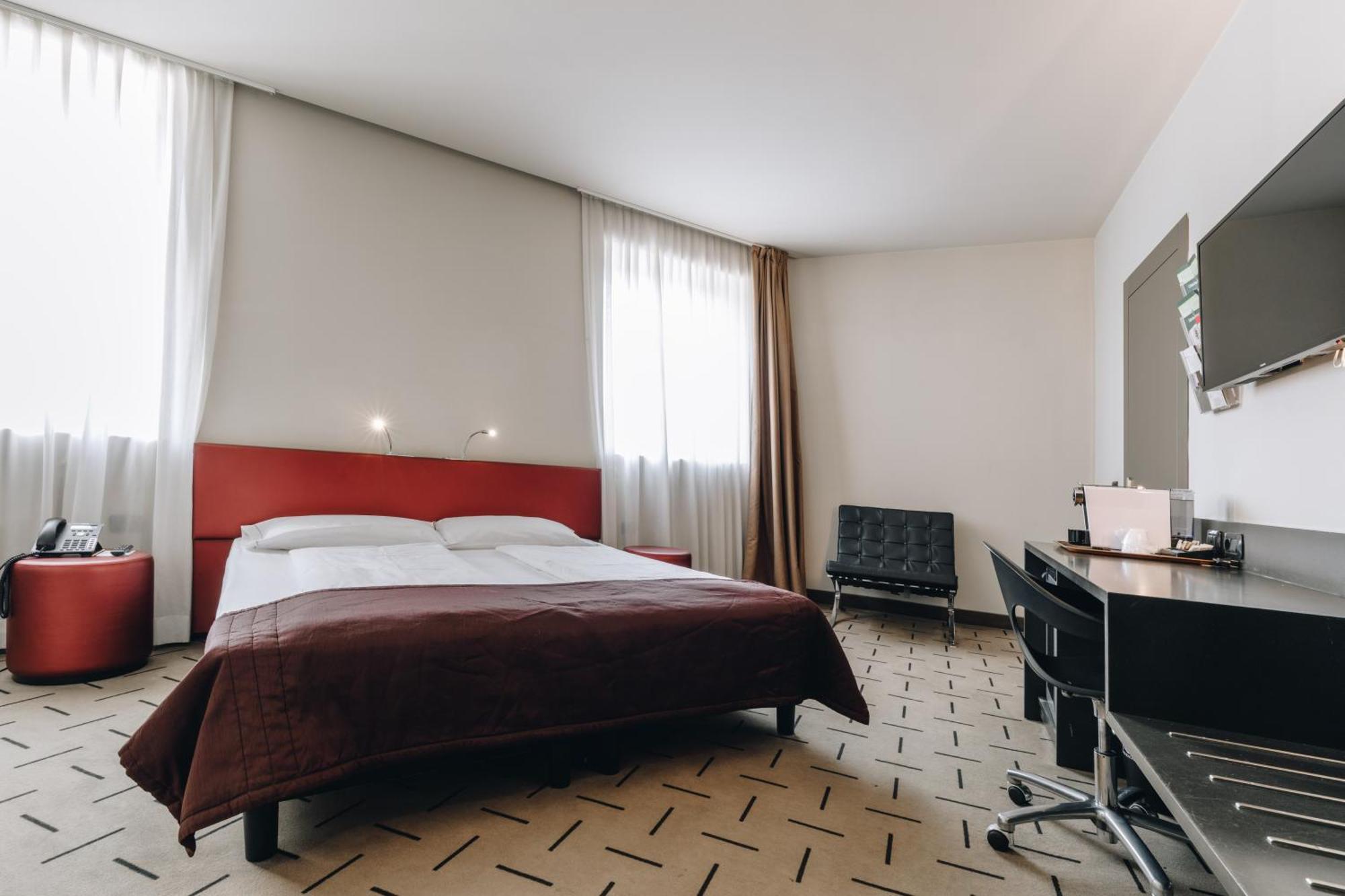 Superior Double or Twin Room