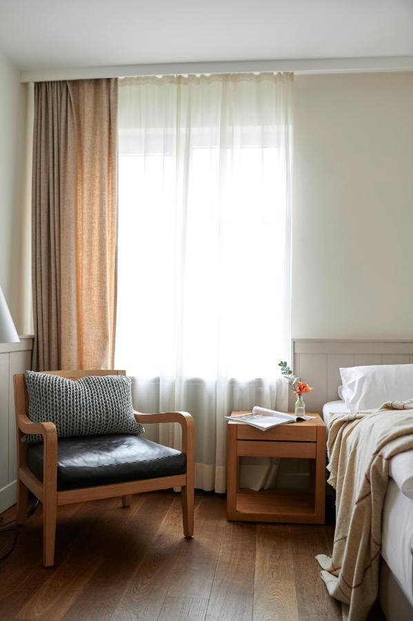 Single room facing the island	 Wittehuus