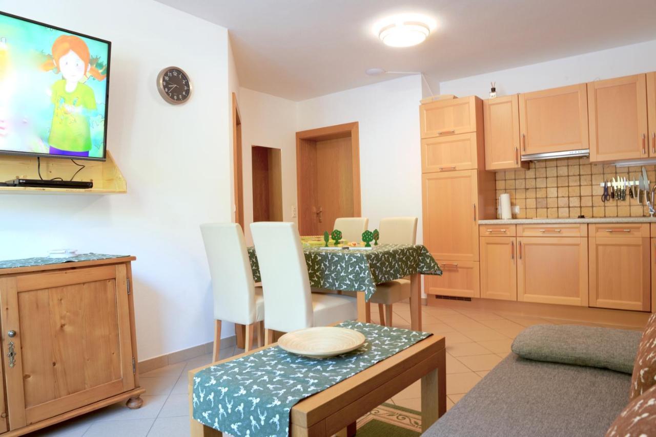 One-Bedroom Apartment Terrace