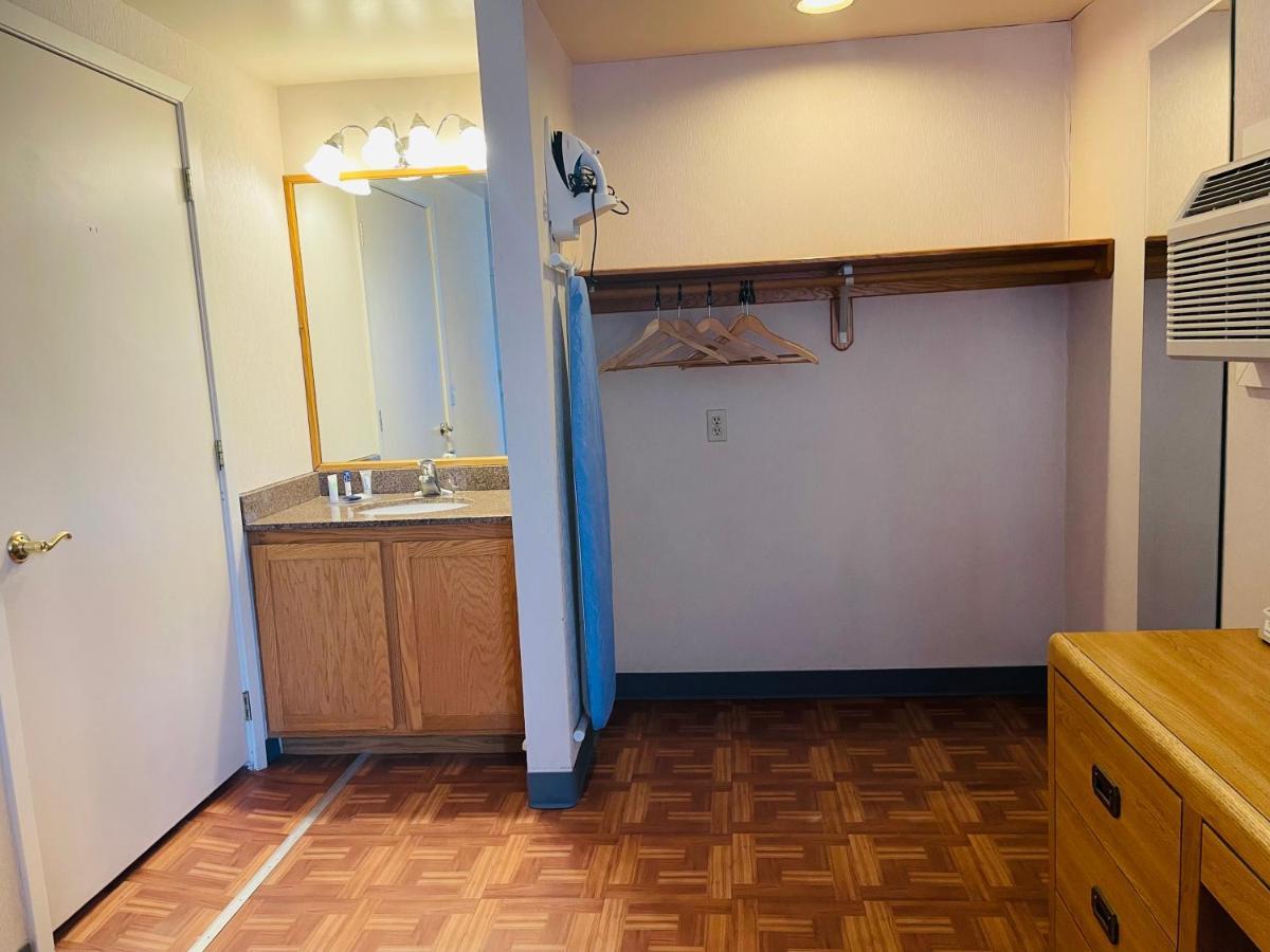 Queen Room Disability Access