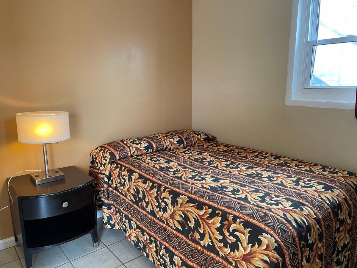 One Double Bed Non-Smoking