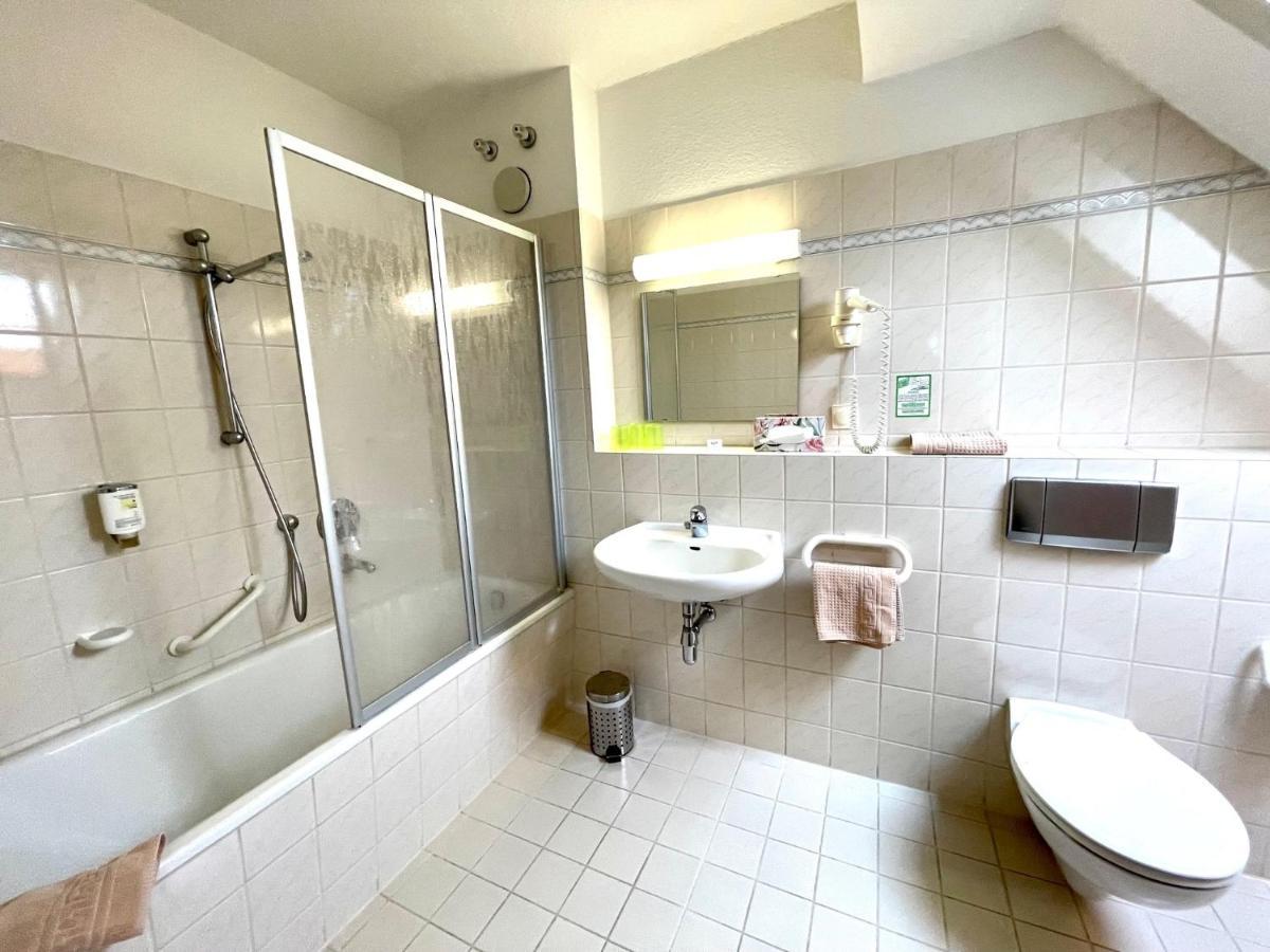 Comfort Triple Room