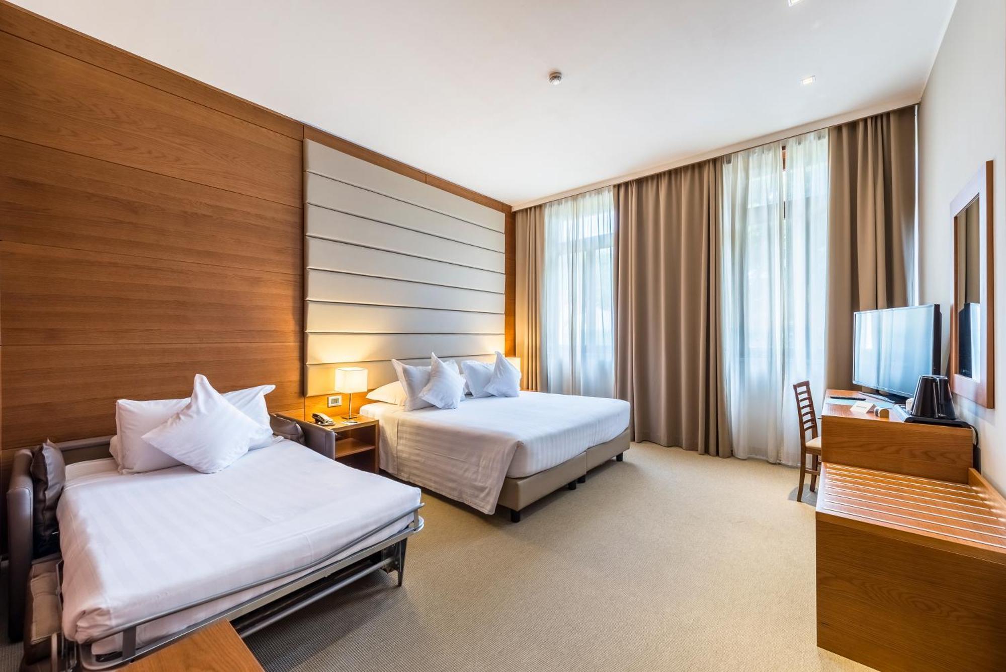 Deluxe Executive Double or Twin Room