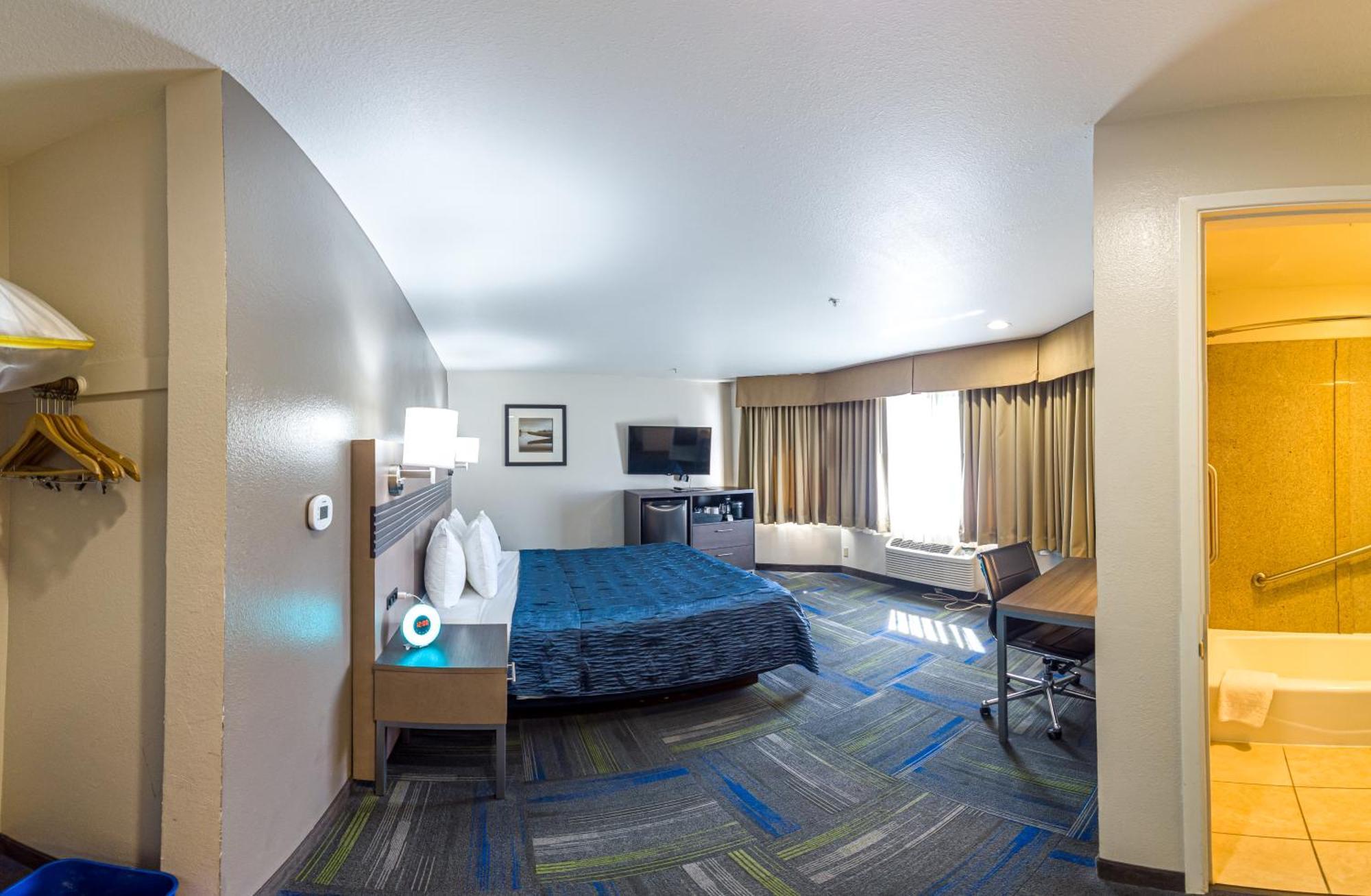 Standard King Room