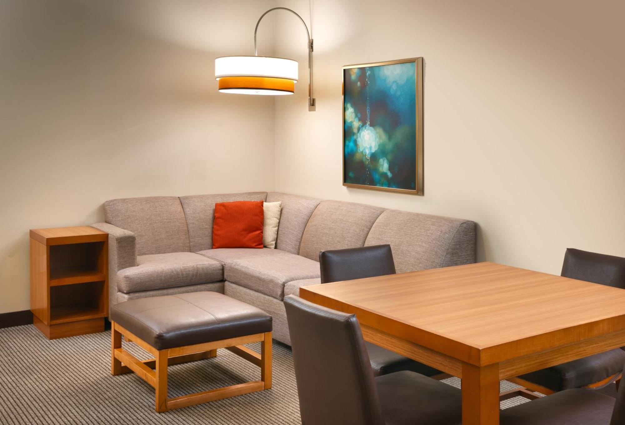 King Suite with Sofa Bed and Roll-In Shower - Disability Access