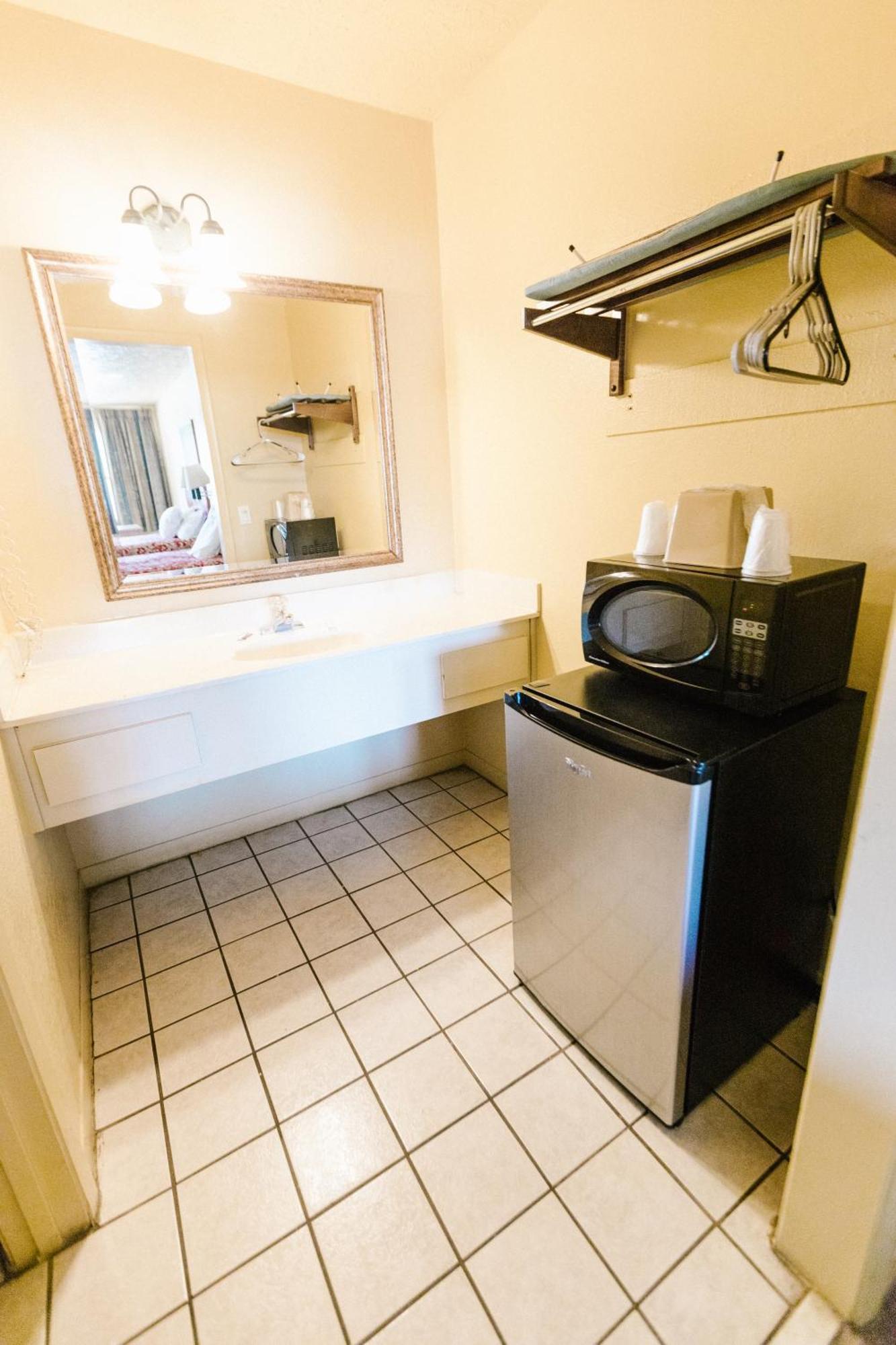 Double Room Two Double Beds Smoking