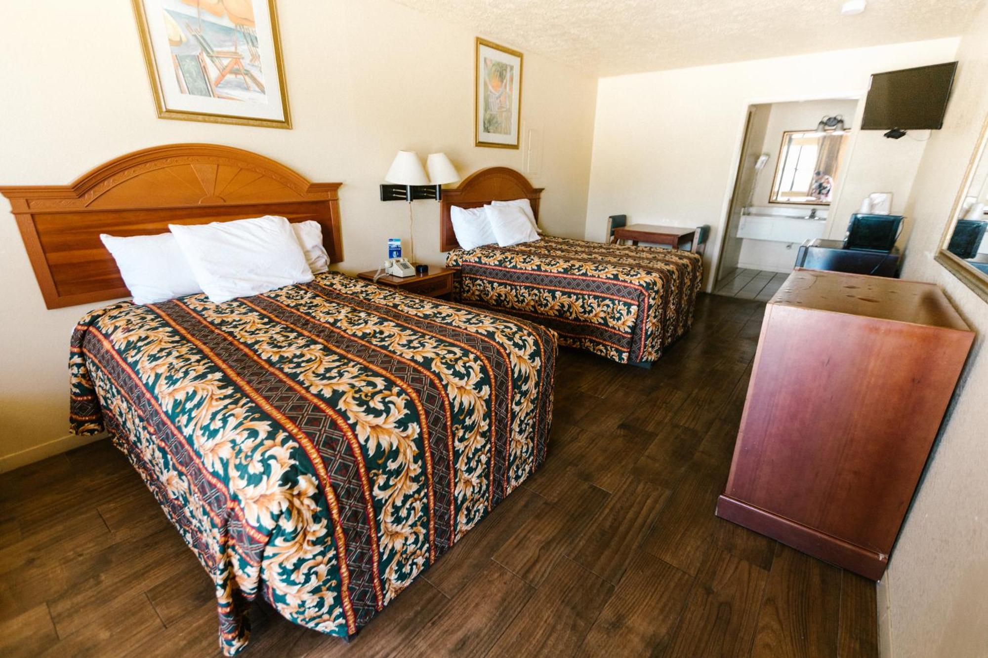 Double Room Two Double Beds Smoking