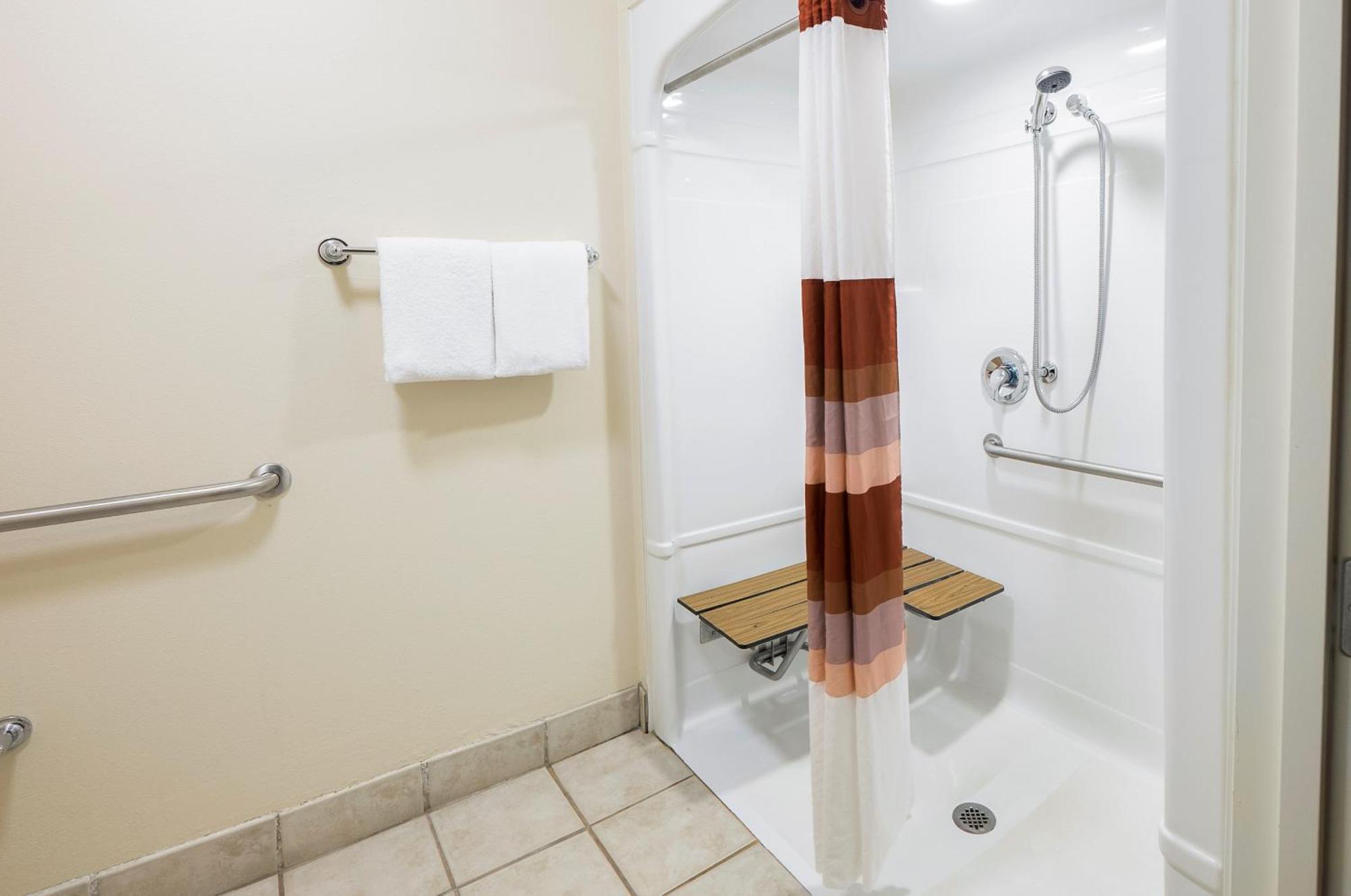 Standard King Room Disability Access Roll Shower Smoke