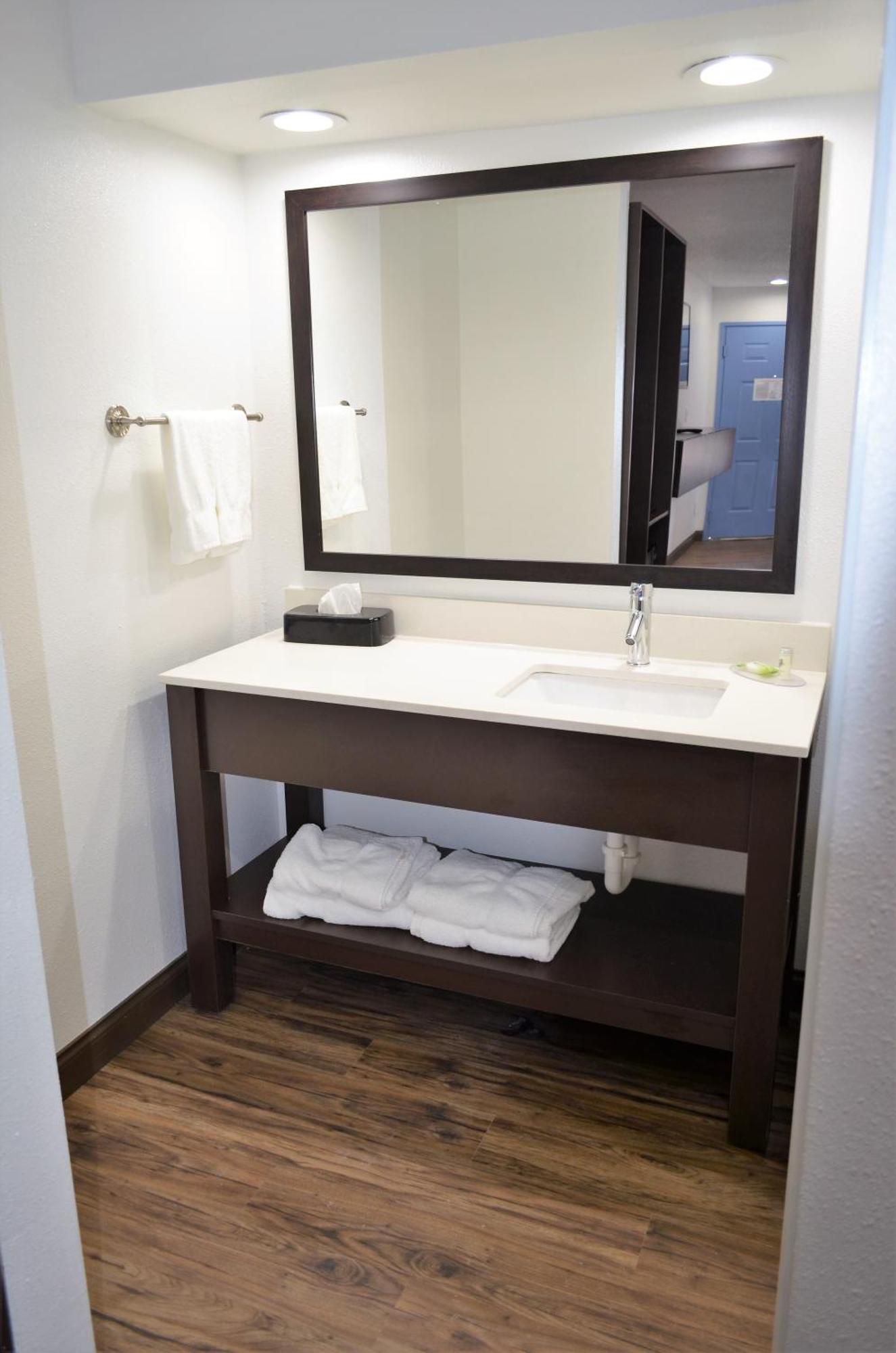 Double Room Two Queen Beds Non-Smoking