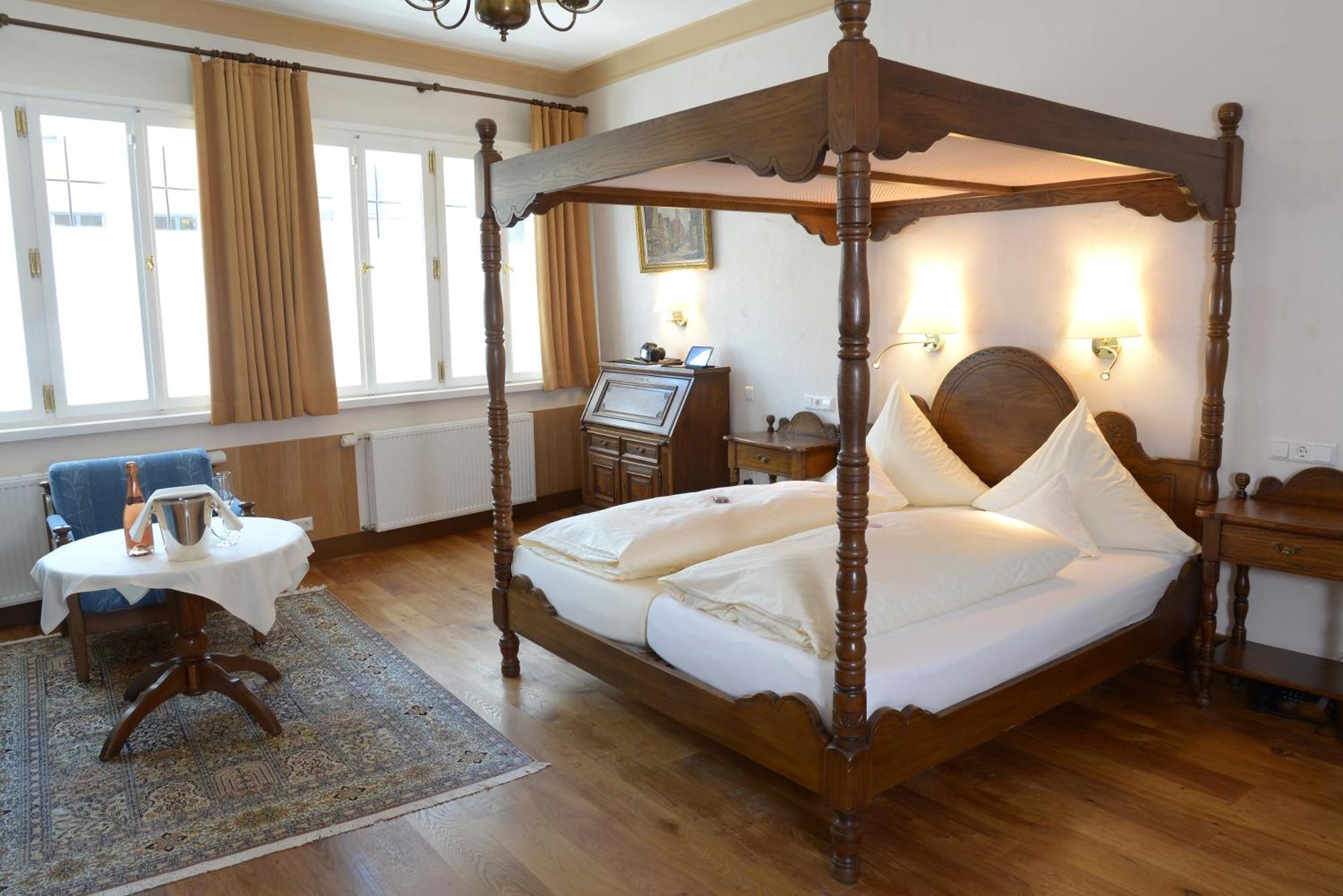Honeymoon Suite Original Building