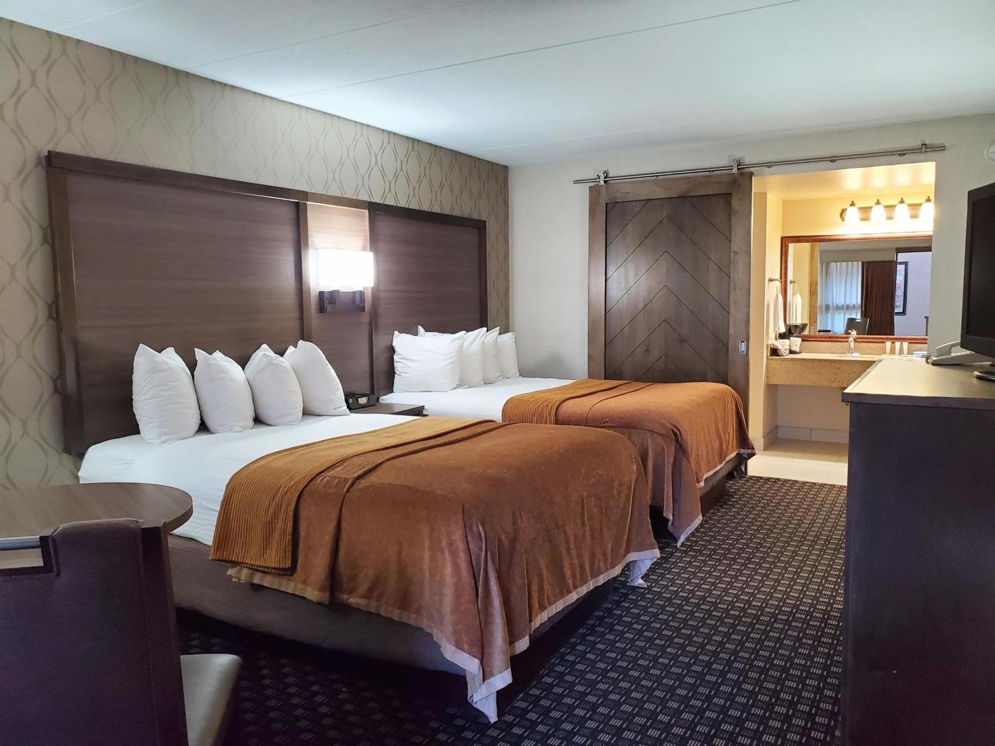 Double Room with Two Double Beds - Non-Smoking