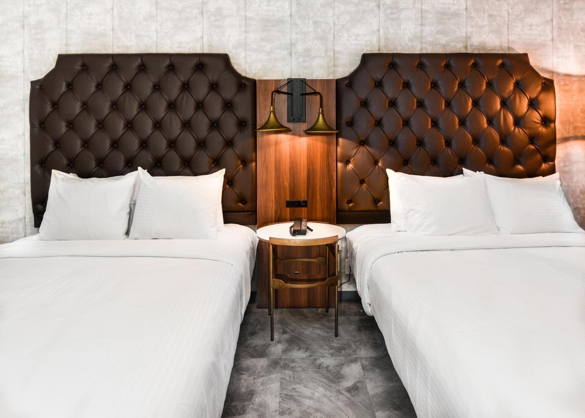 Queen Suite