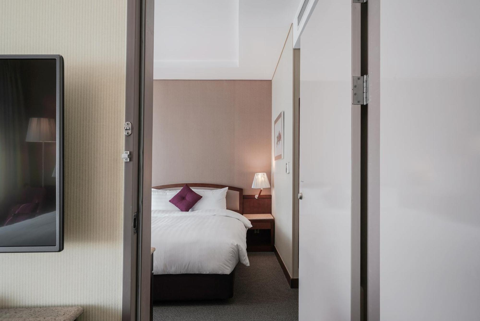 Connecting Double Twin Room